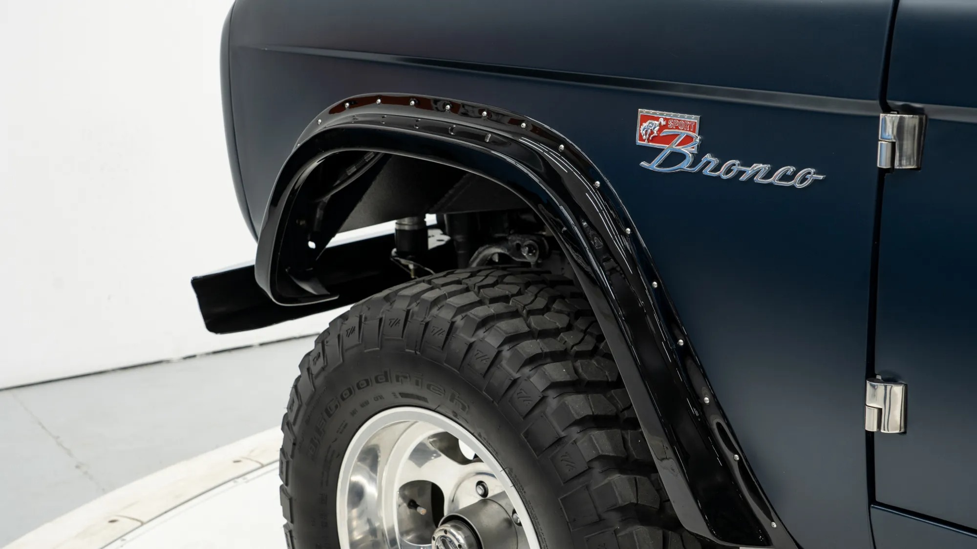 Velocity-Built 1972 Ford Bronco