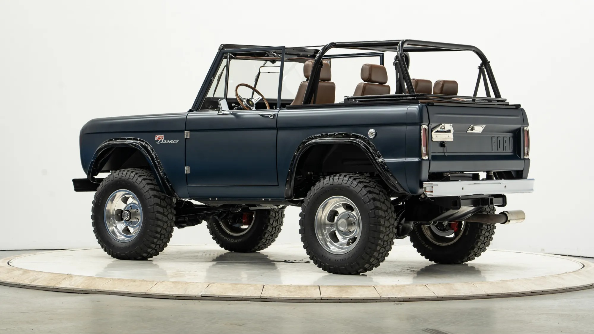 Velocity-Built 1972 Ford Bronco