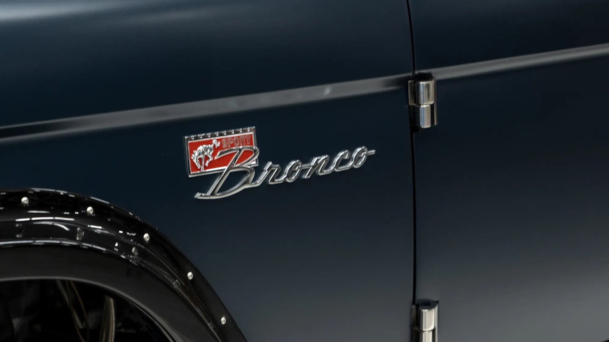 Velocity-Built 1972 Ford Bronco