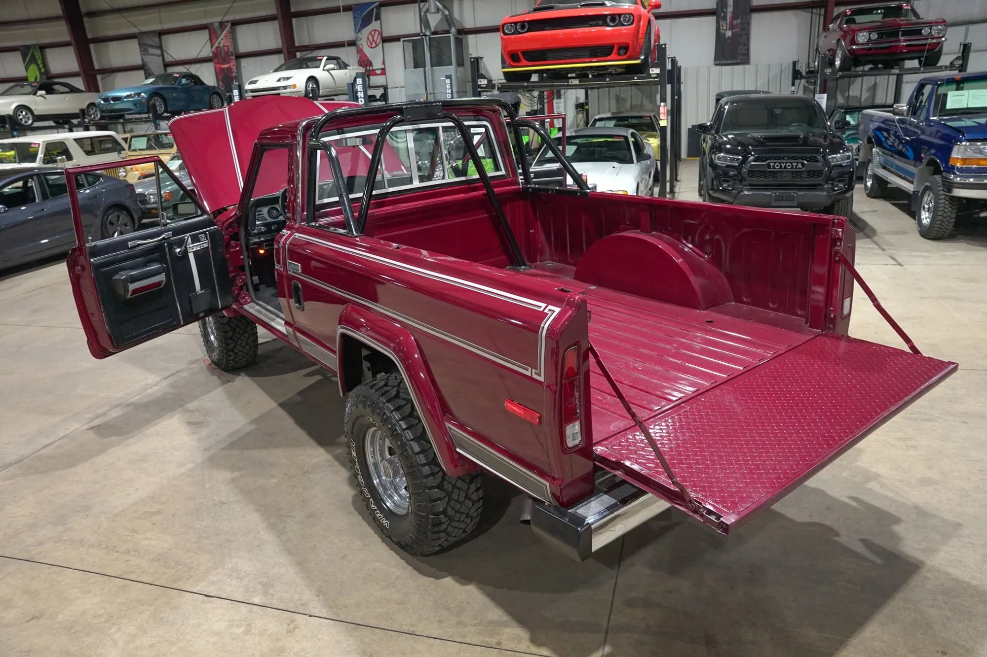 1982 Jeep J10 Laredo