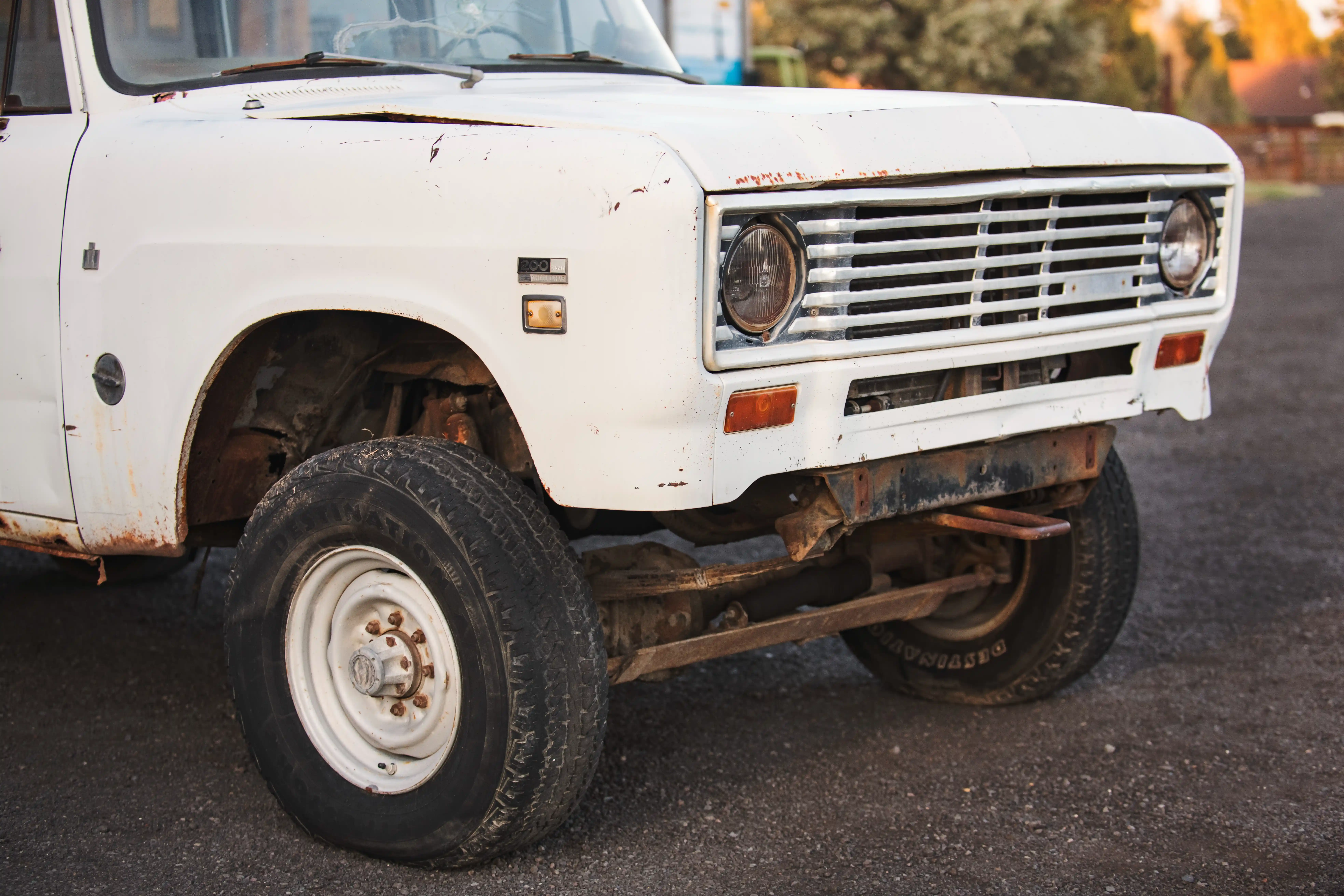 1975 International Harvester D200 Travelall - 5