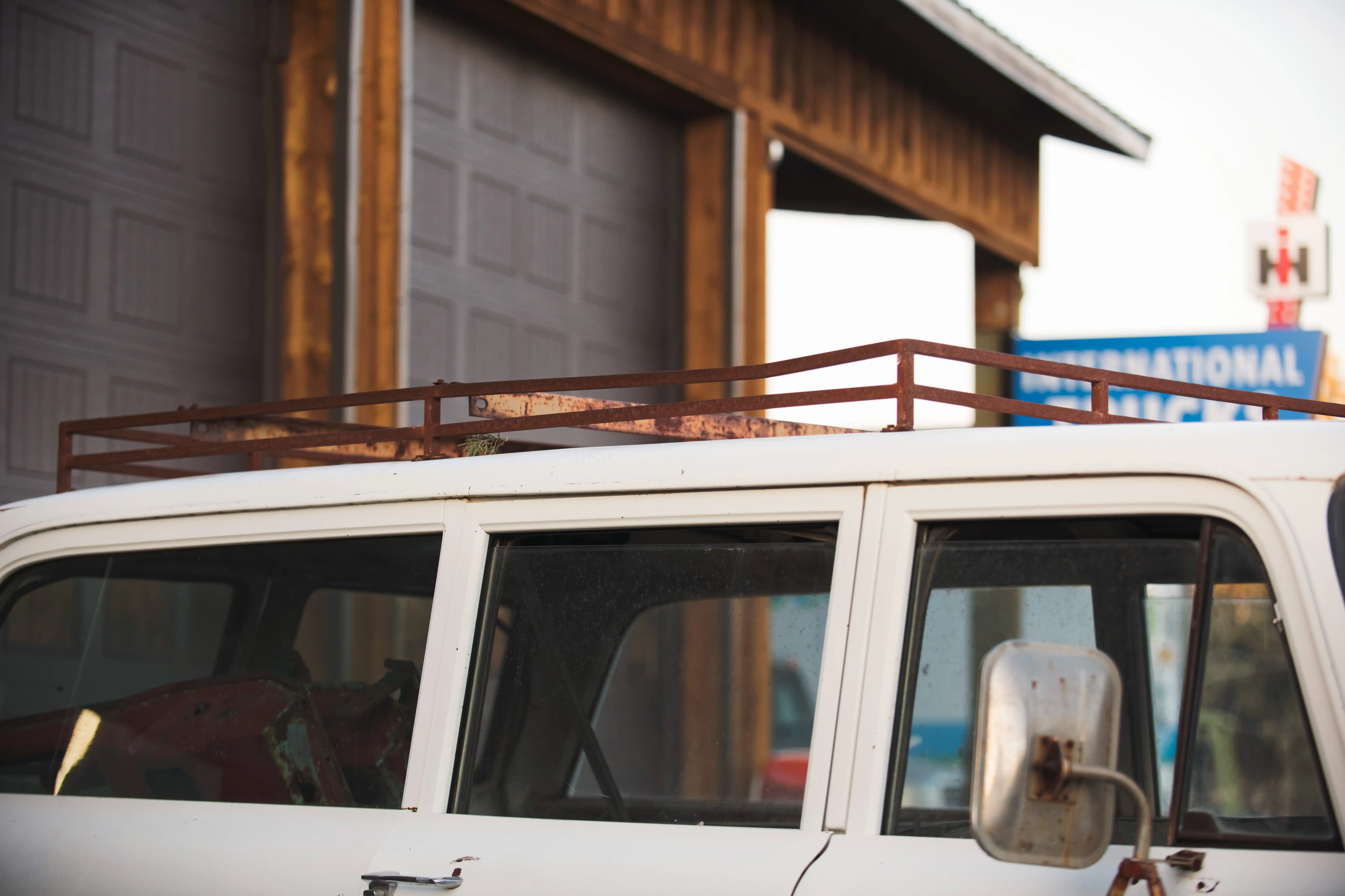 1975 International Harvester D200 Travelall