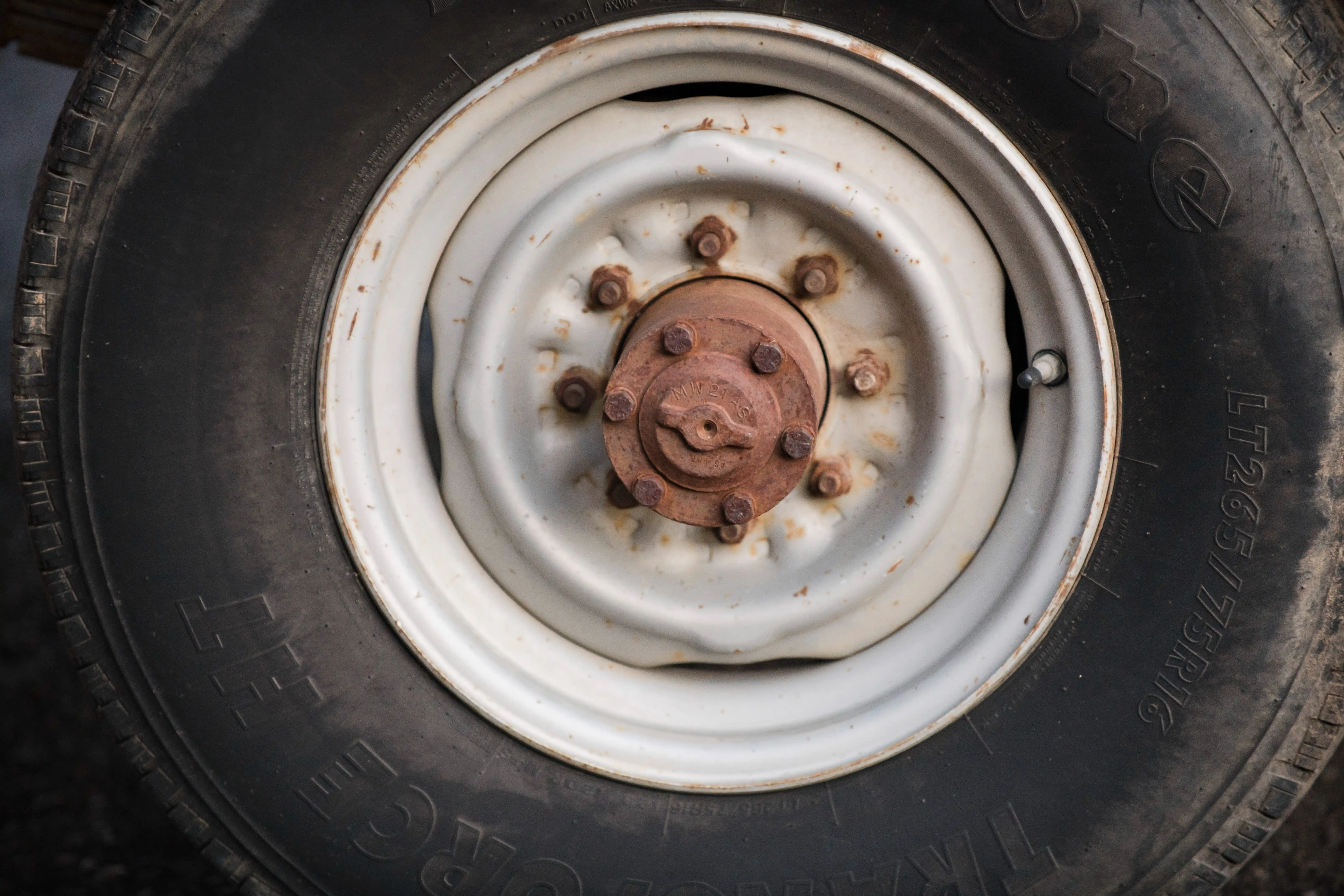 1975 International Harvester D200 Travelall