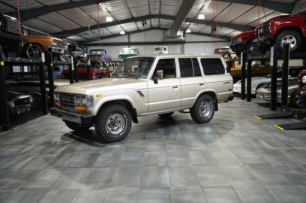 1990 Toyota Land Cruiser FJ62 - 5