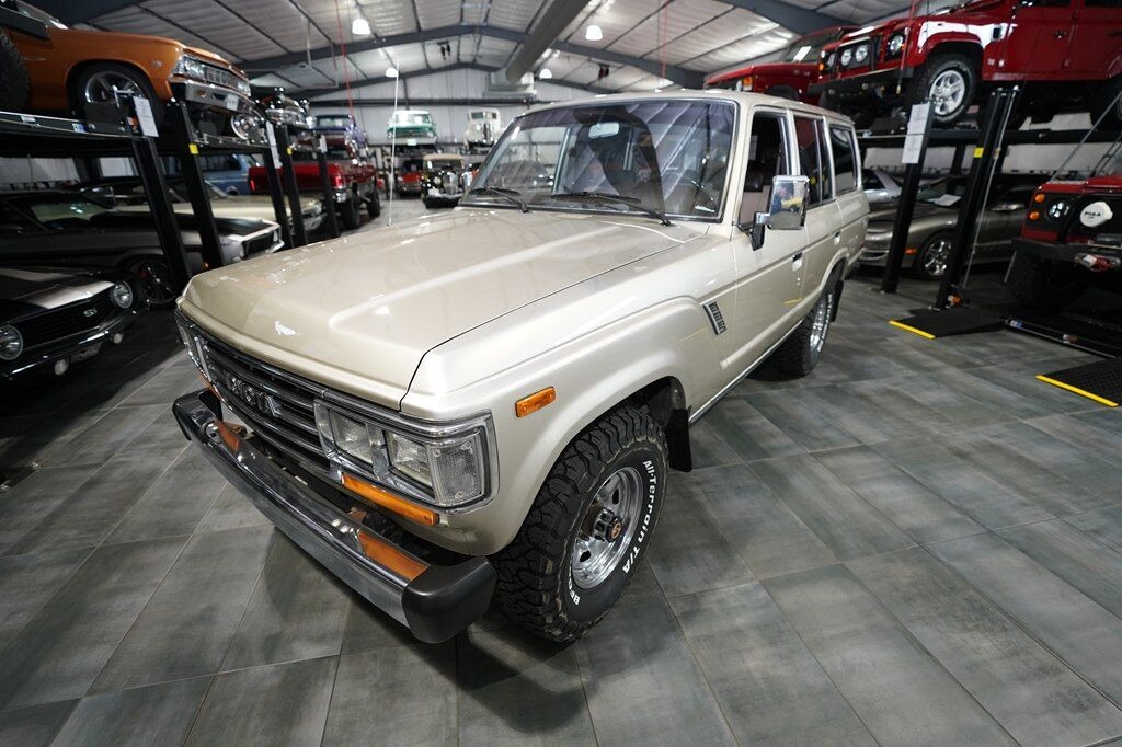 1990 Toyota Land Cruiser FJ62