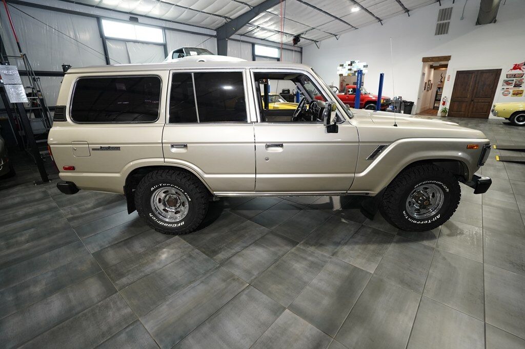 1990 Toyota Land Cruiser FJ62