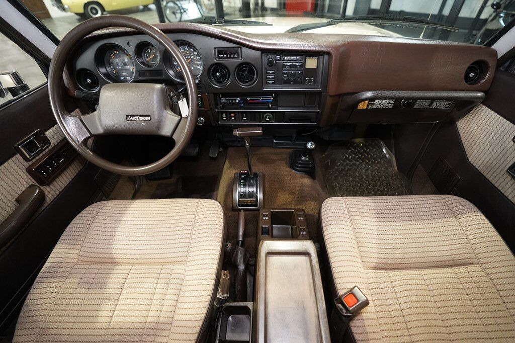 1990 Toyota Land Cruiser FJ62