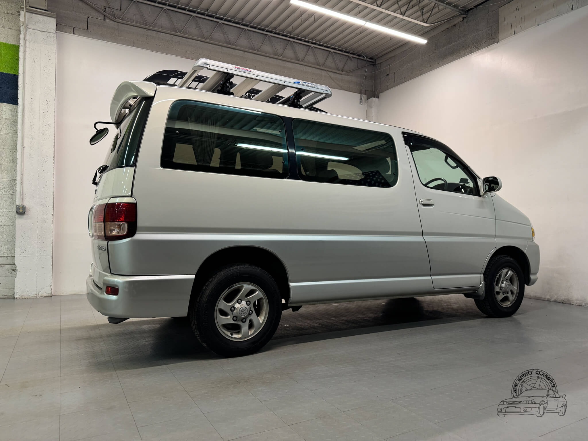 1999 Toyota HiAce Regius V L-Package
