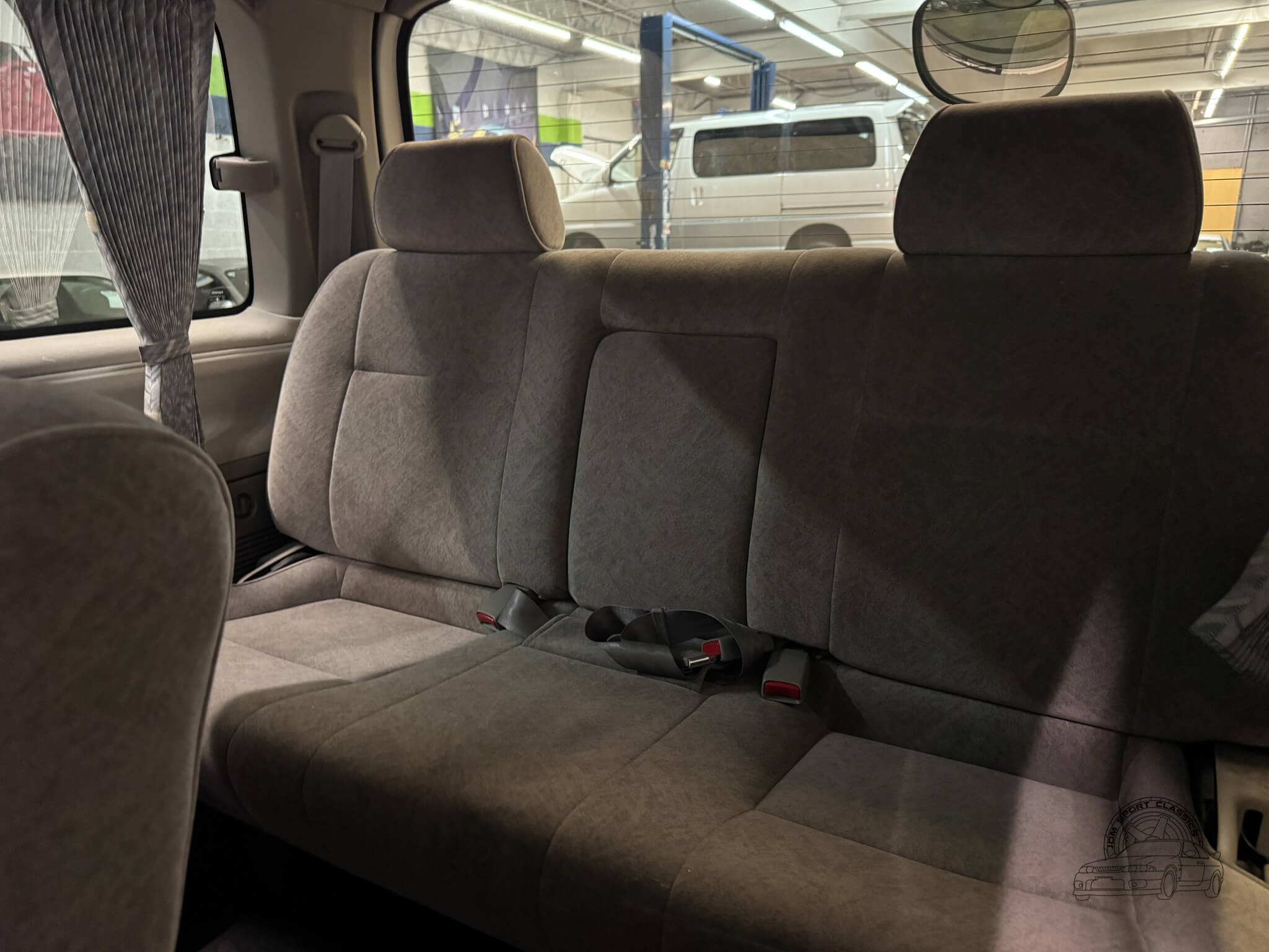 1999 Toyota HiAce Regius V L-Package
