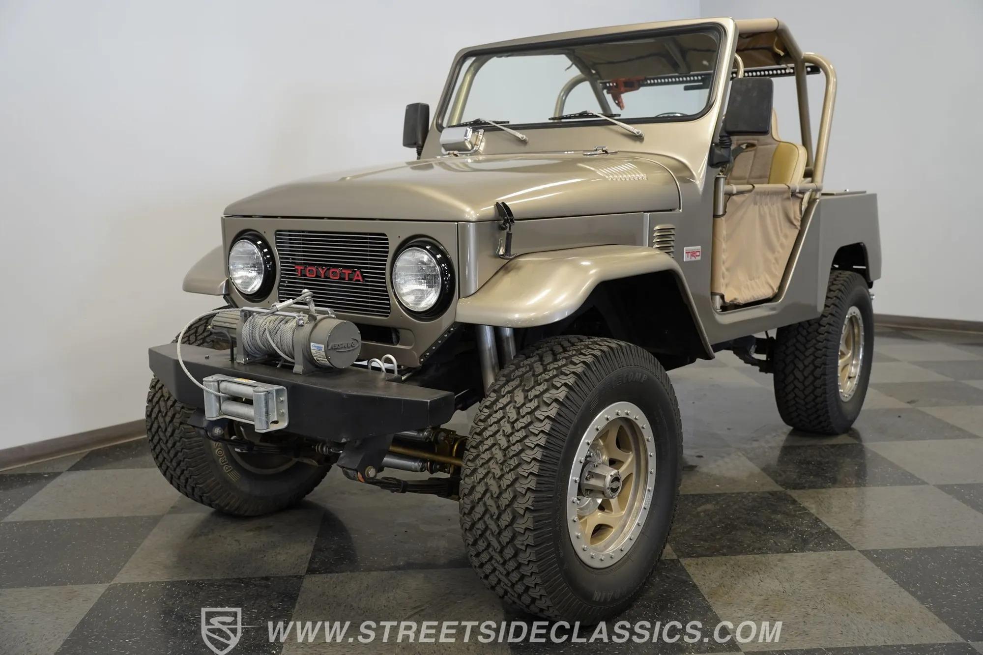  Toyota Land Cruiser