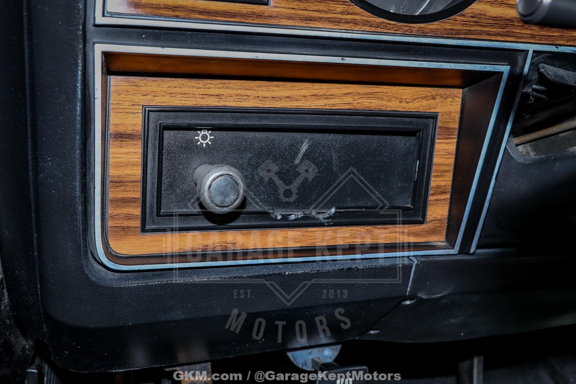 1989 Dodge Ramcharger 150