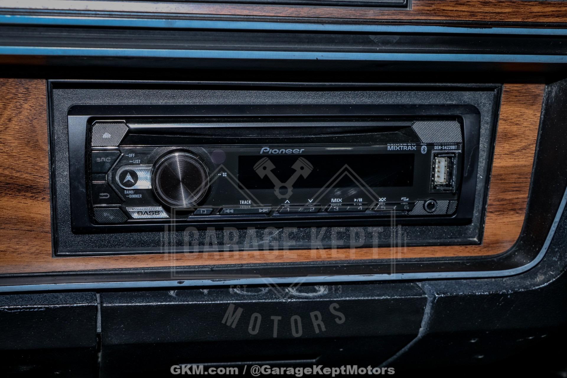 1989 Dodge Ramcharger 150
