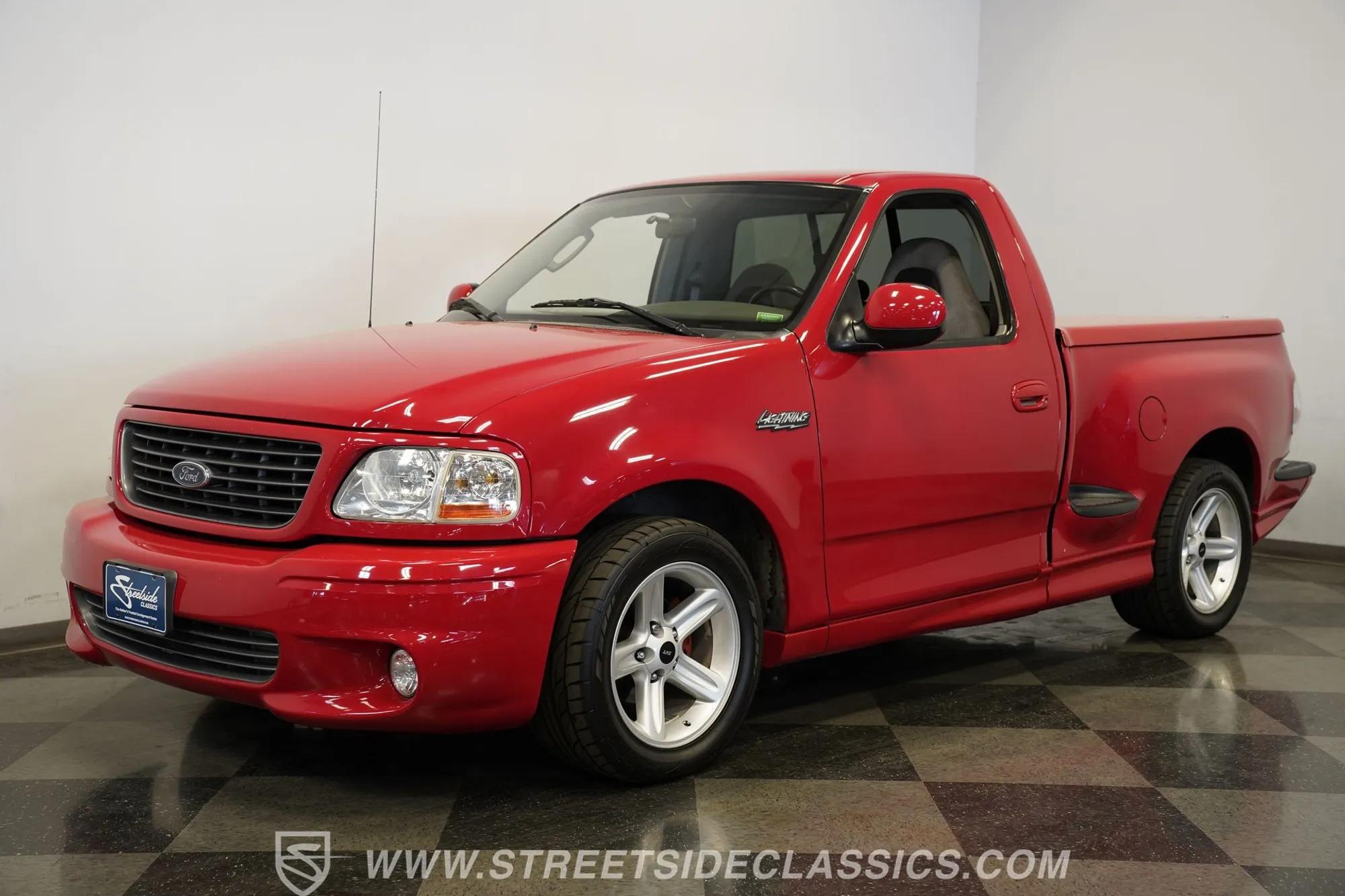 2003 Ford F-150 SVT Lightning-1