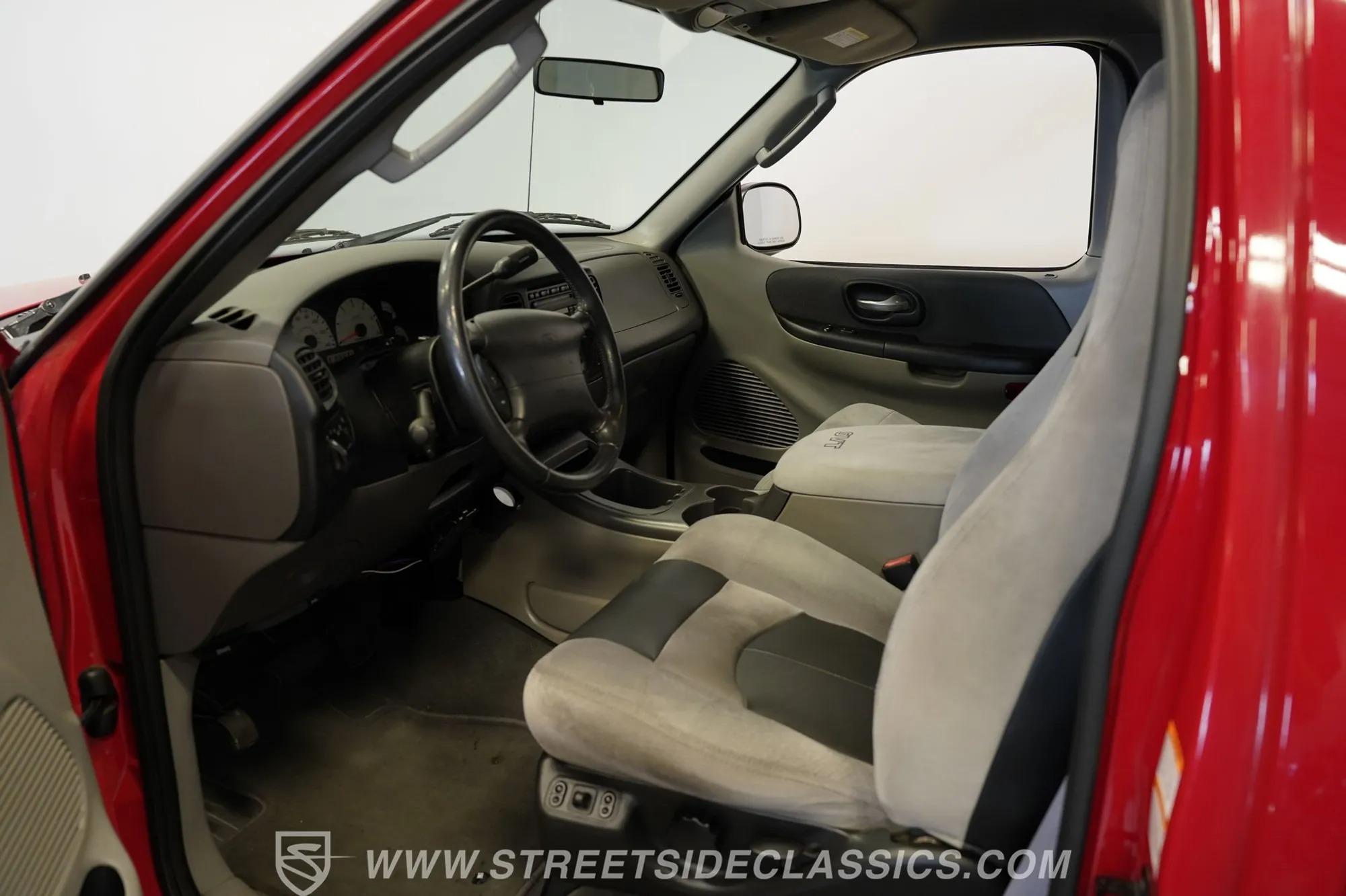 2003 Ford F-150 SVT Lightning