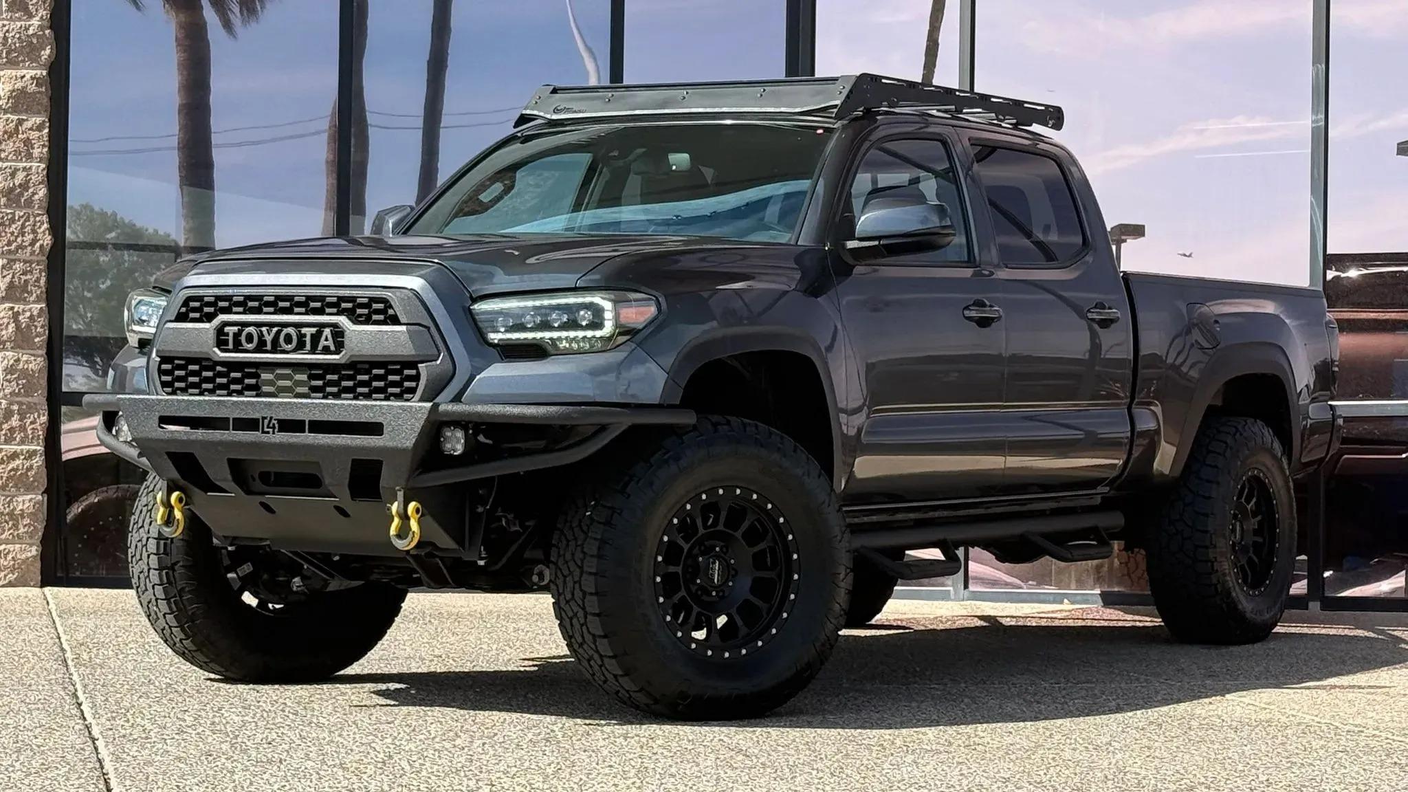  Toyota Tacoma