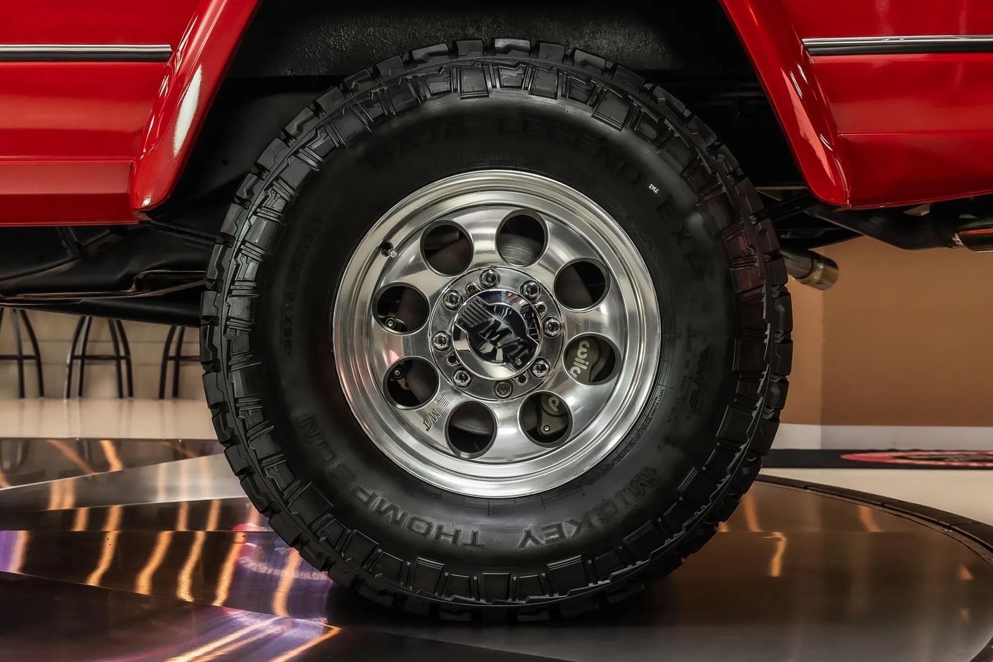1979 Jeep J20 Pickup
