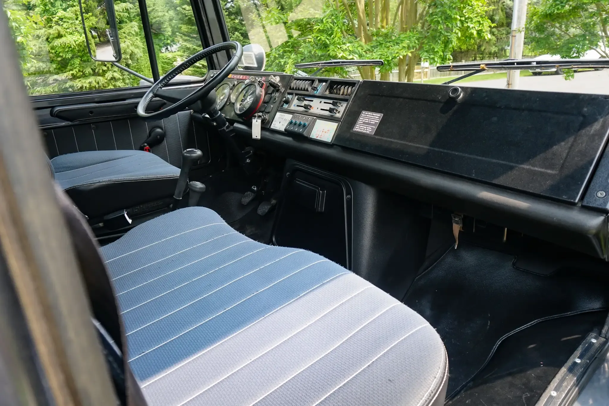 1989 Mercedes-Benz Unimog U2150