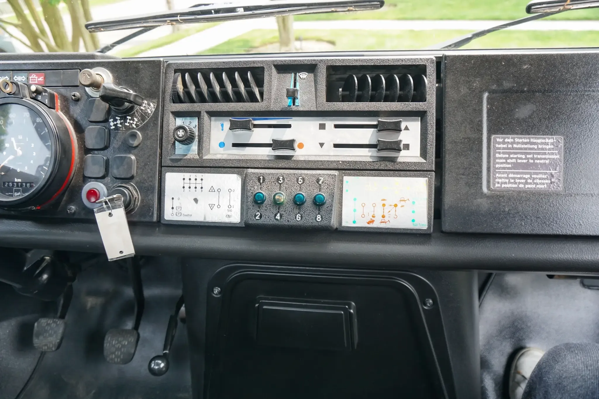 1989 Mercedes-Benz Unimog U2150
