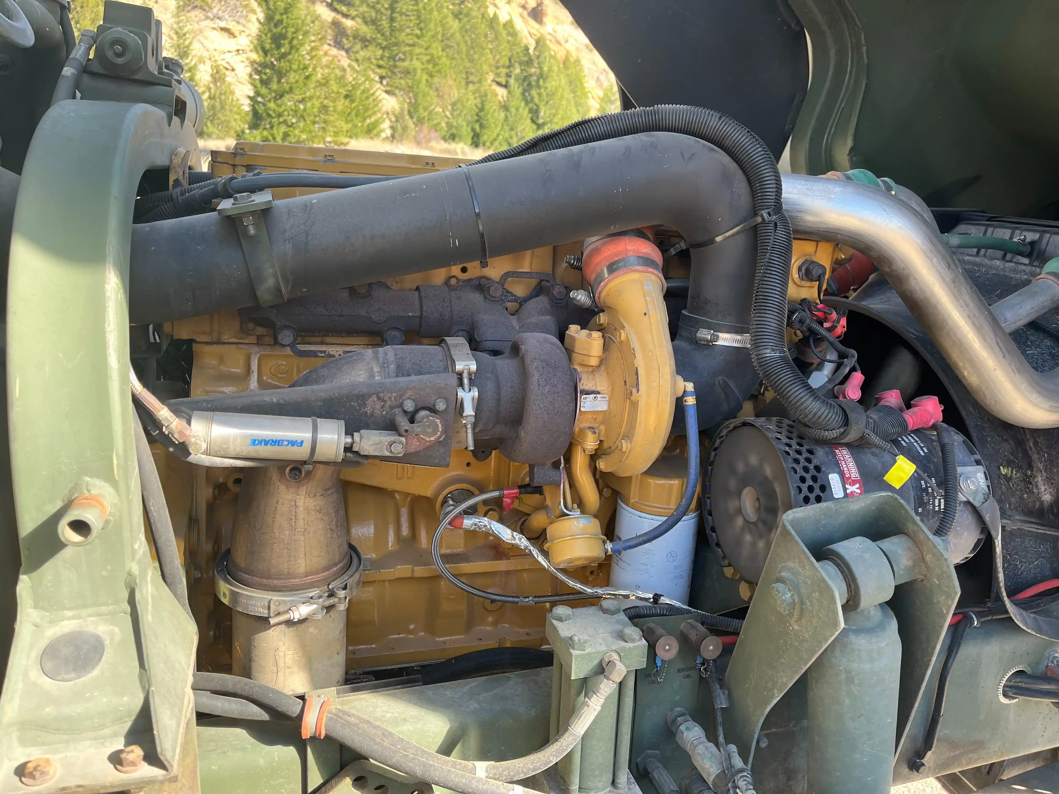 2001 Stewart & Stevenson M1079A1