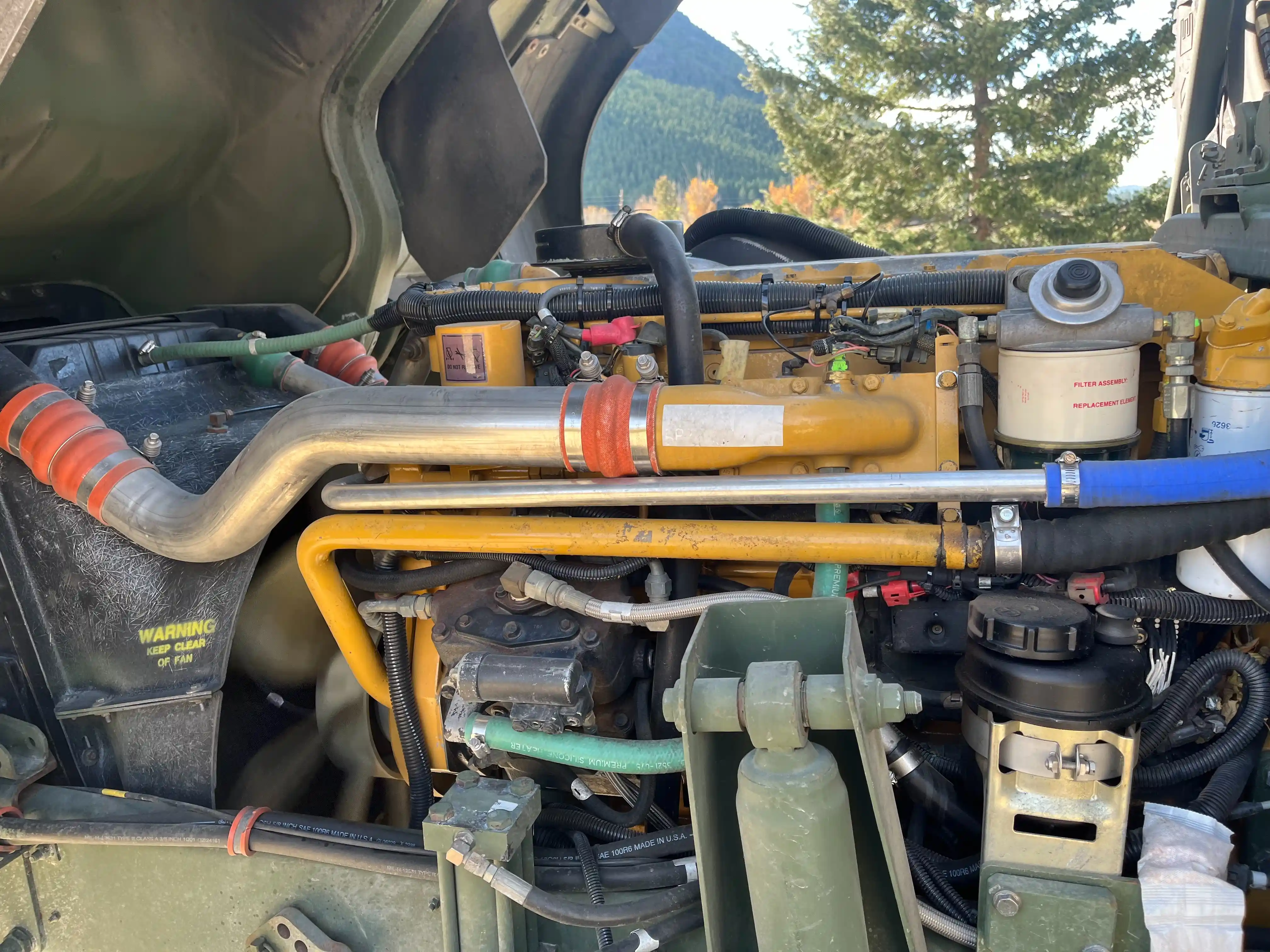 2001 Stewart & Stevenson M1079A1