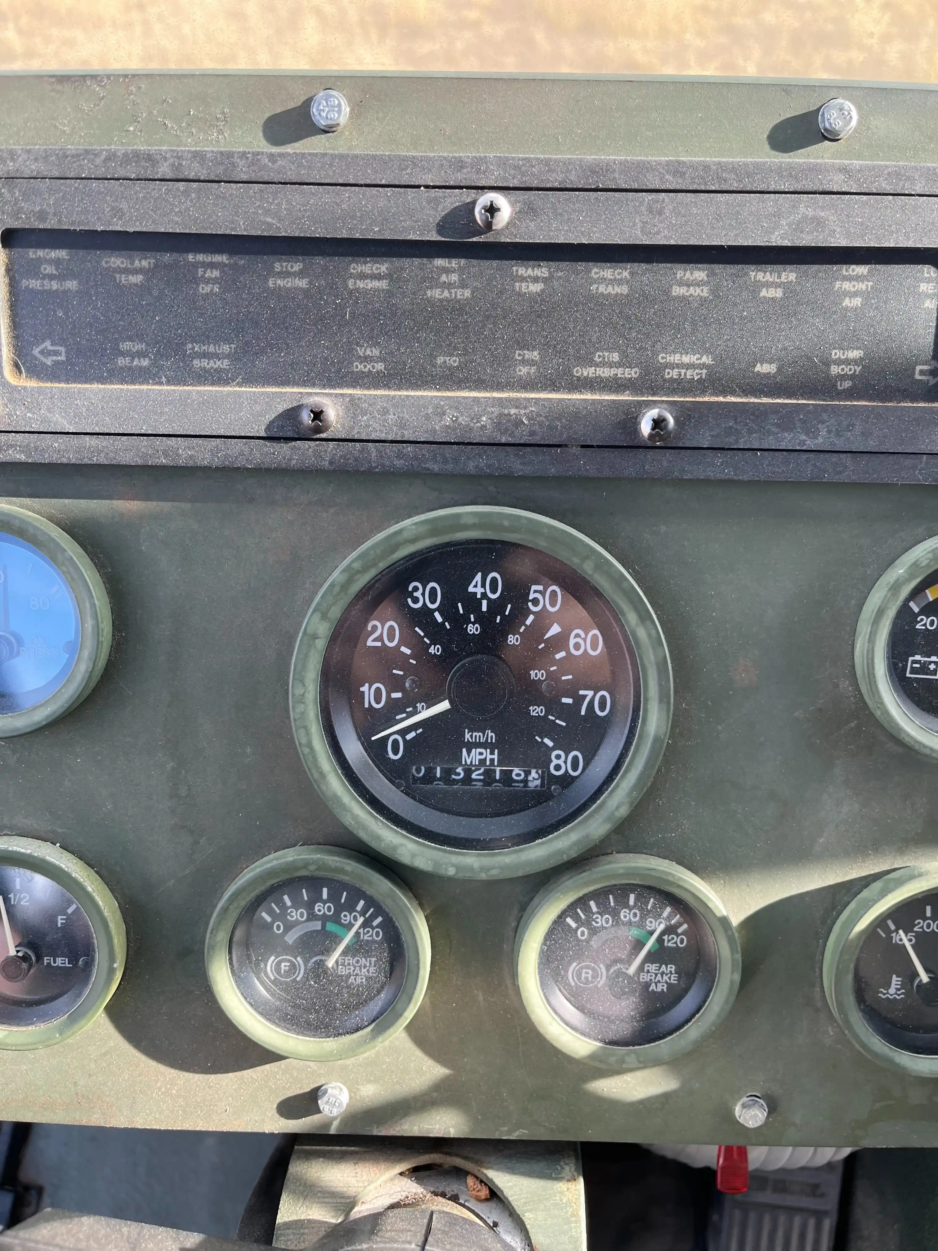2001 Stewart & Stevenson M1079A1