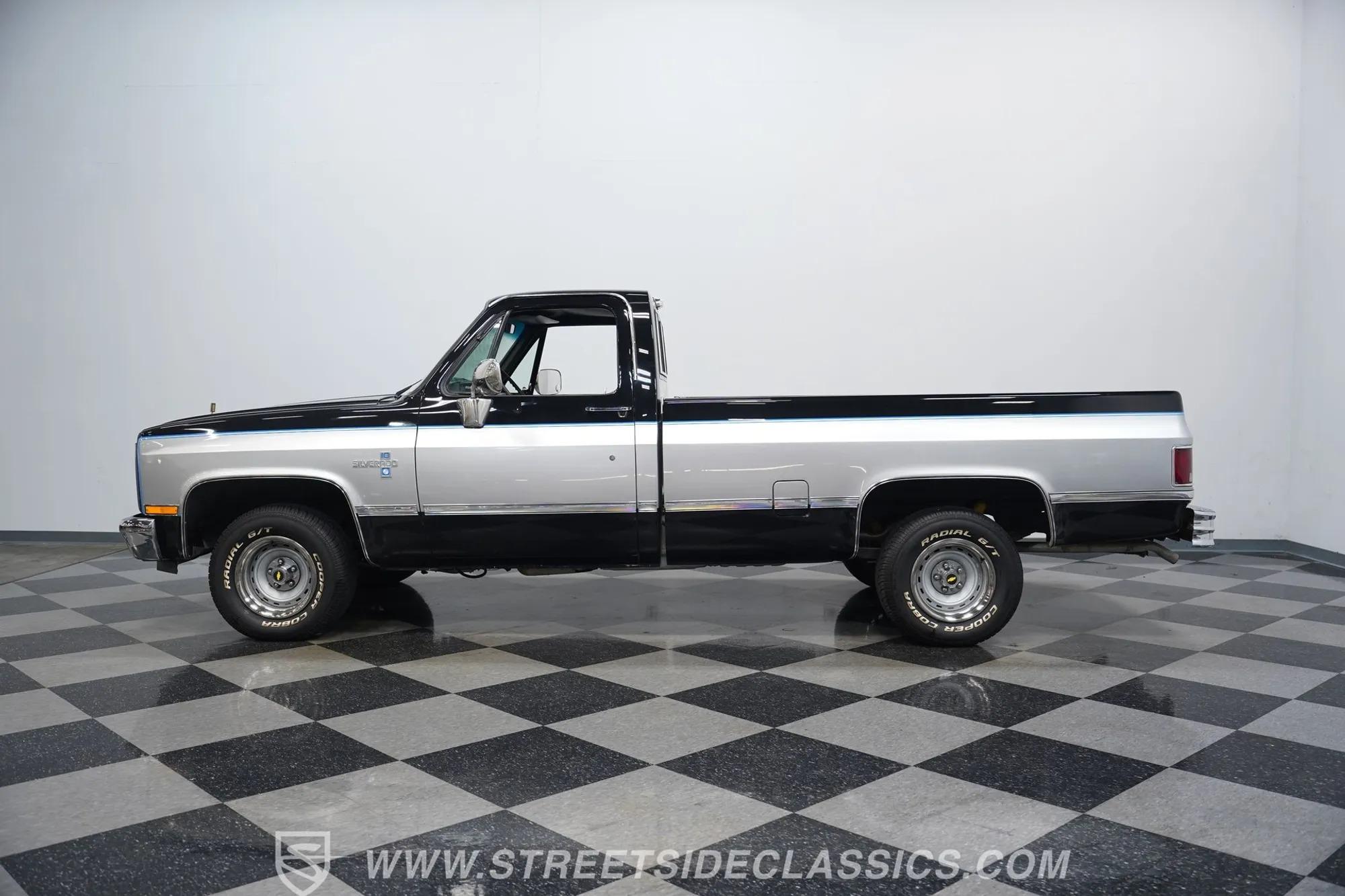1981 Chevrolet C10 Silverado - 5