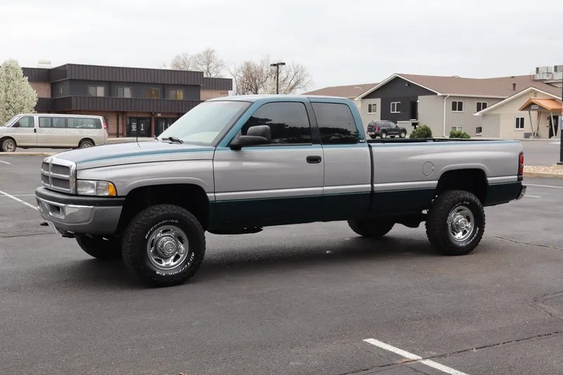 1996 Dodge Ram 2500 ST