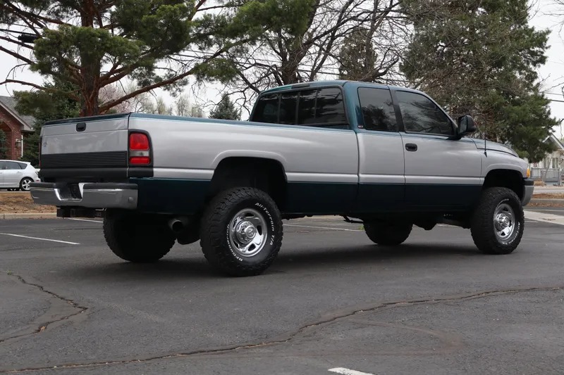 1996 Dodge Ram 2500 ST - 4