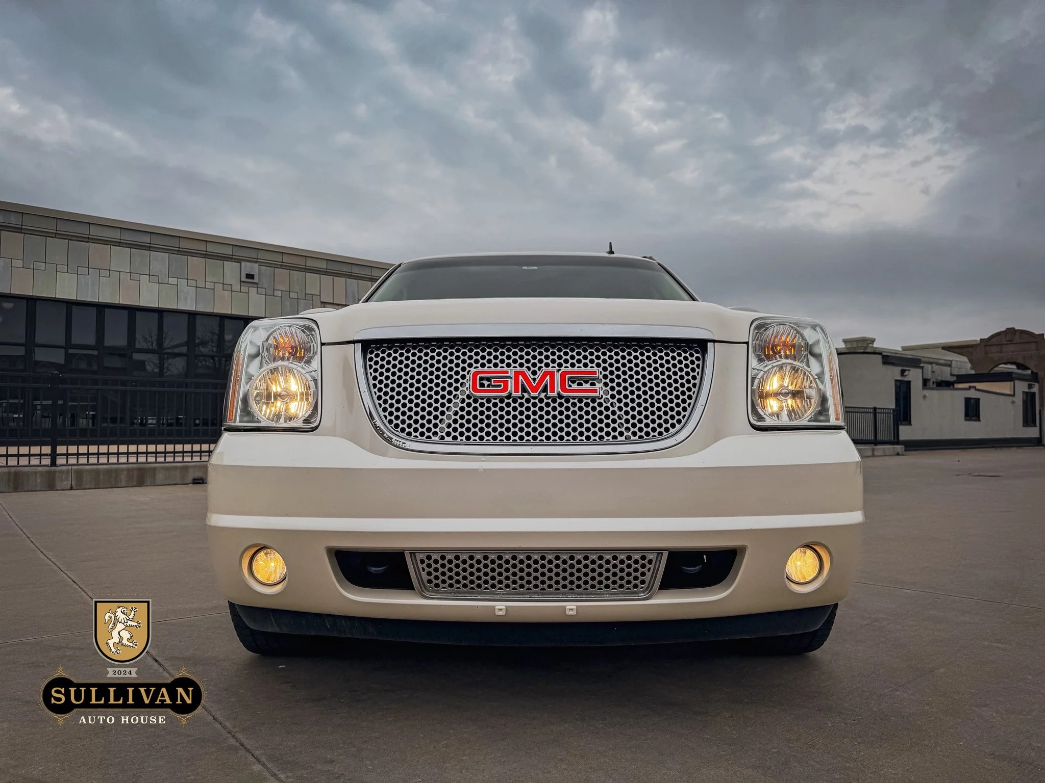 2013 GMC Yukon XL Denali - 5