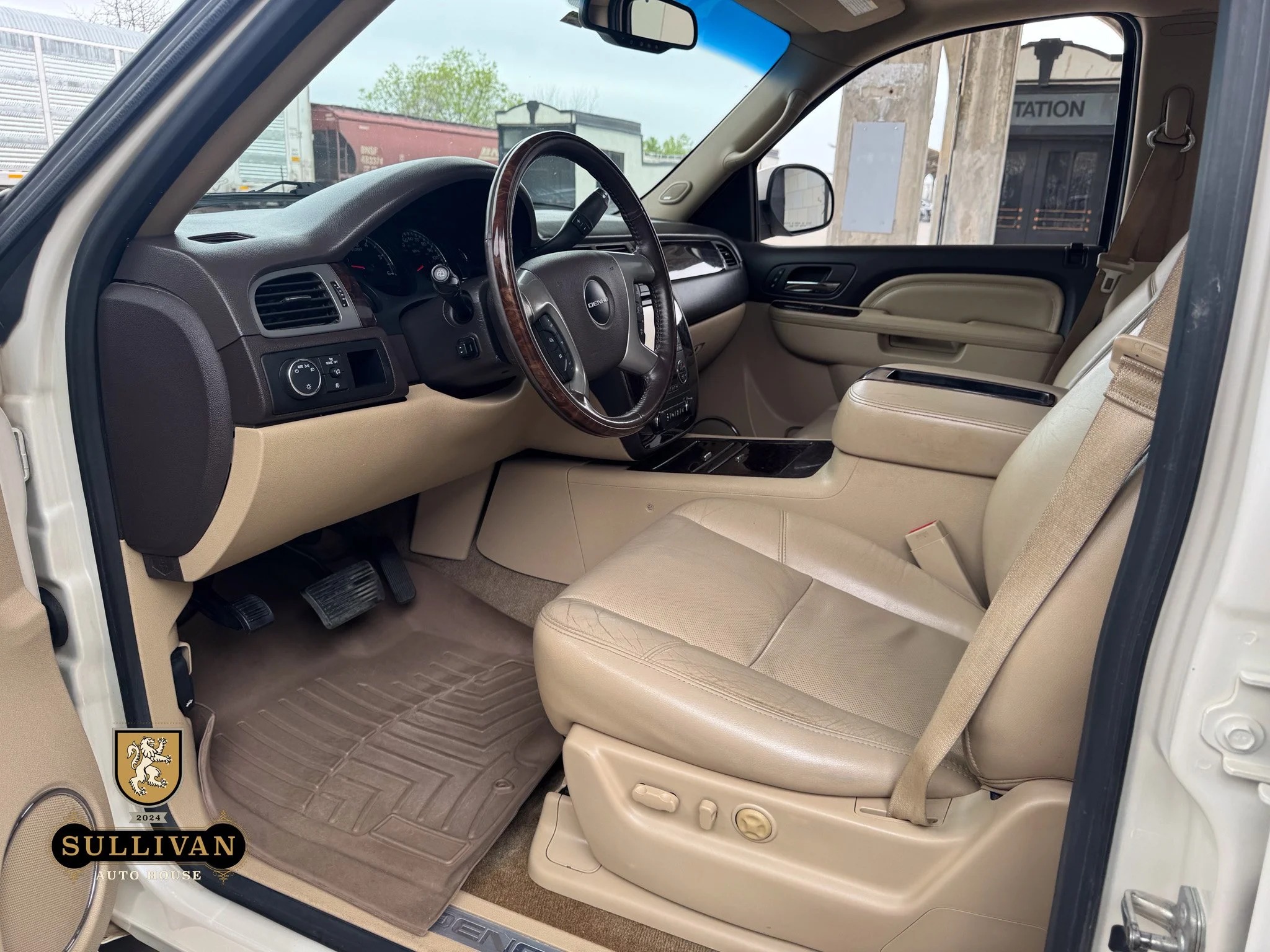 2013 GMC Yukon XL Denali