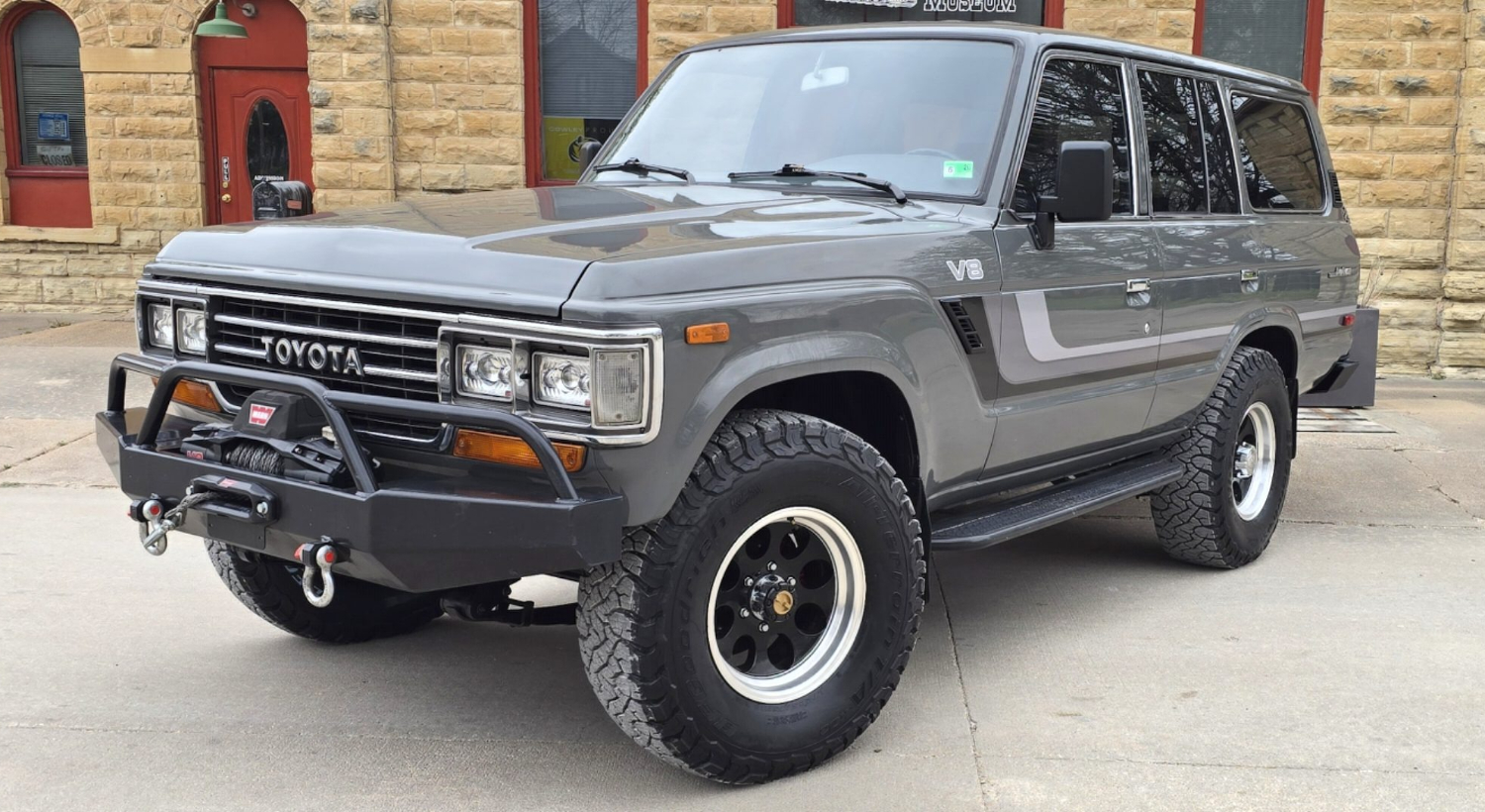 V8-Powered 1989 Toyota Land Cruiser FJ62 - 2