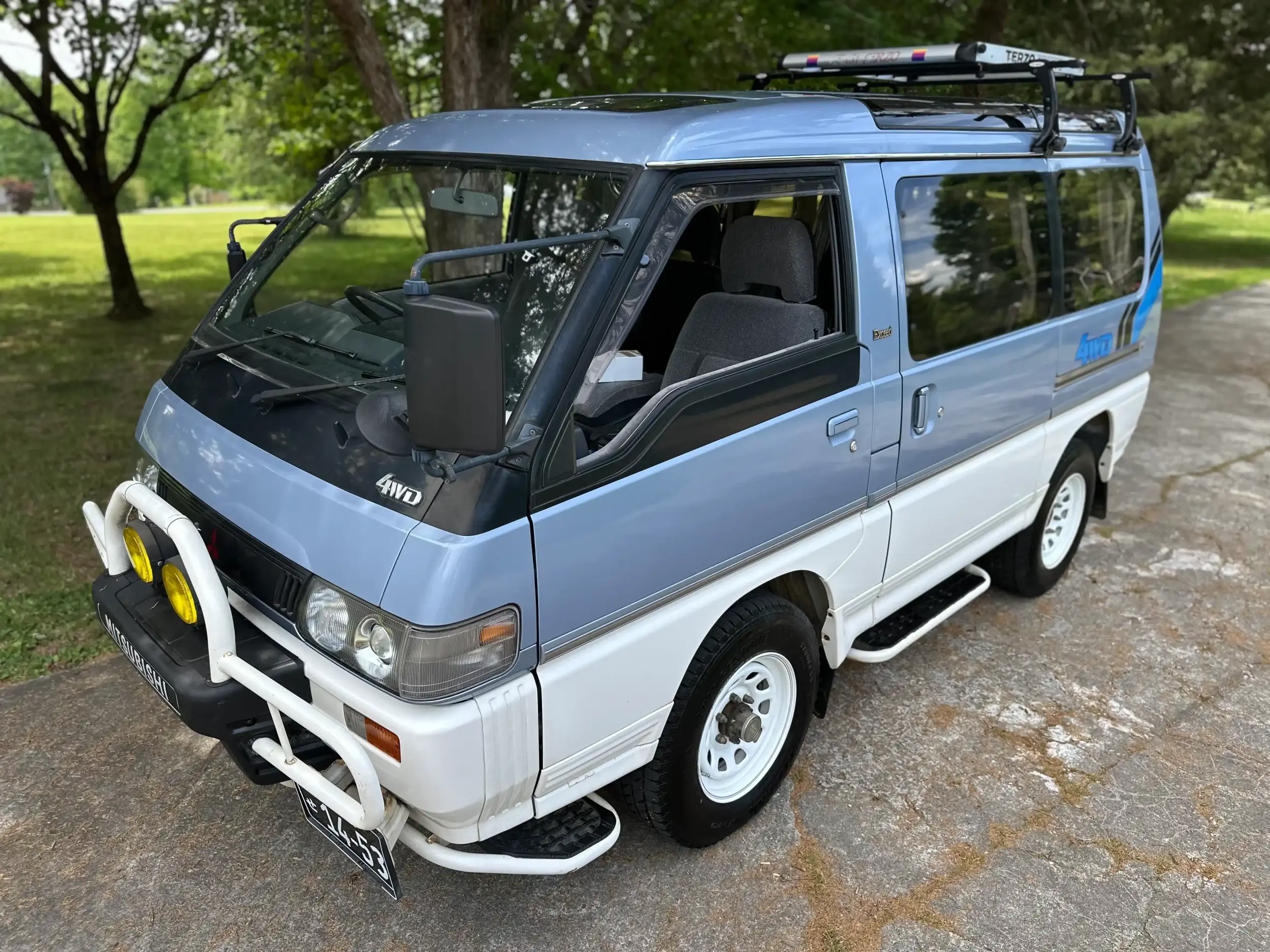 1991 Mitsubishi Delica Star Wagon Exceed