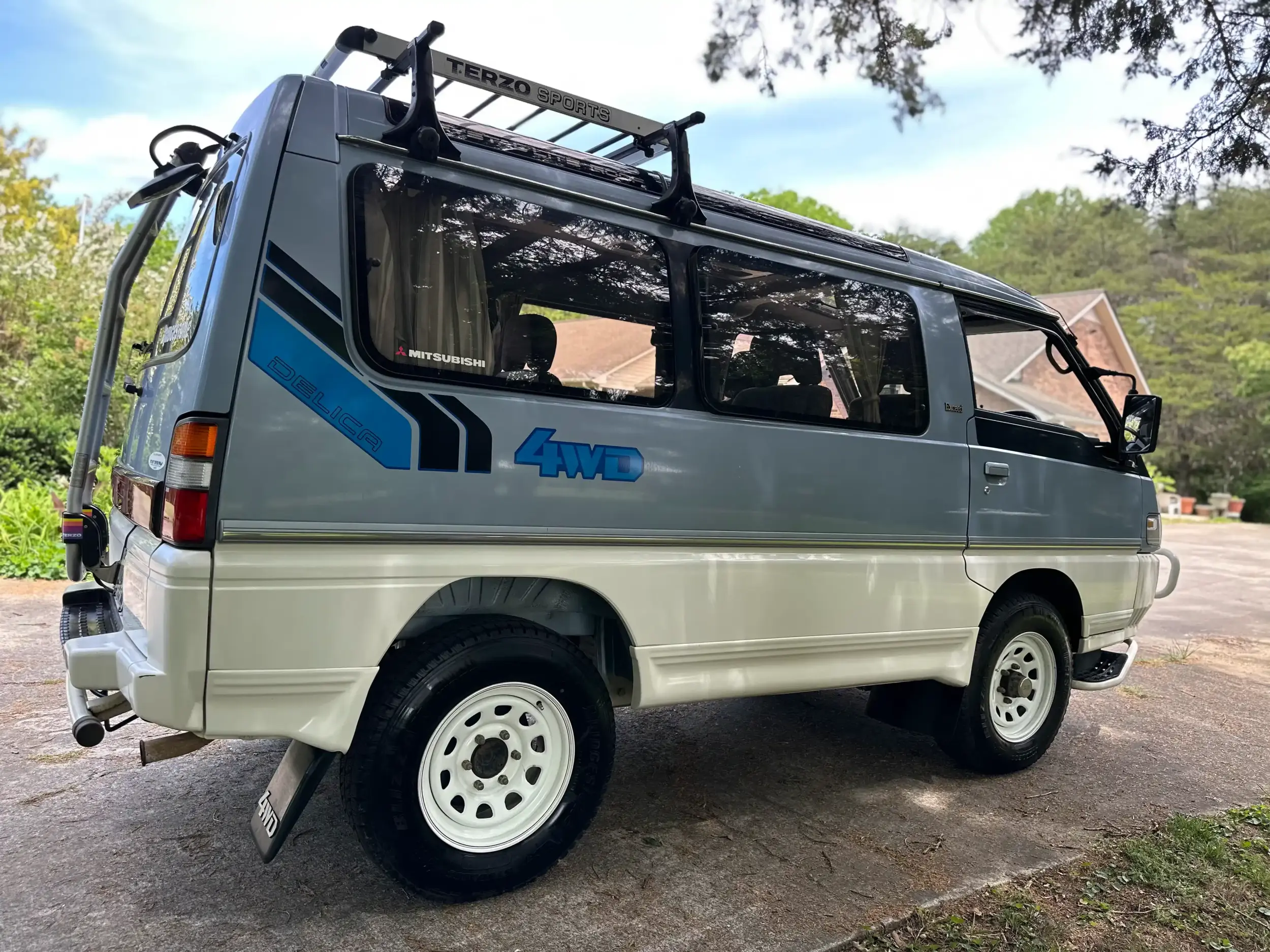 1991 Mitsubishi Delica Star Wagon Exceed - 3