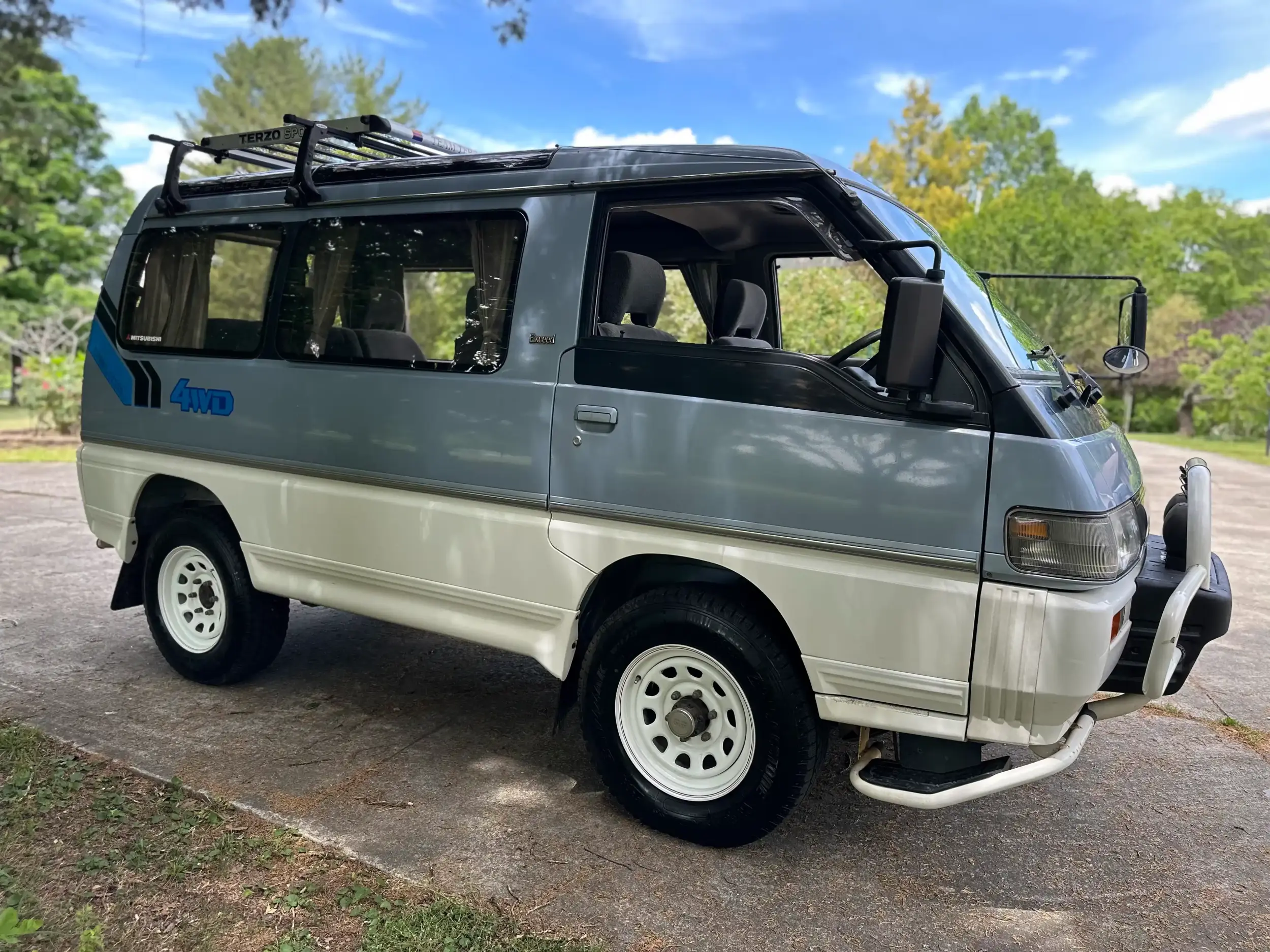1991 Mitsubishi Delica Star Wagon Exceed
