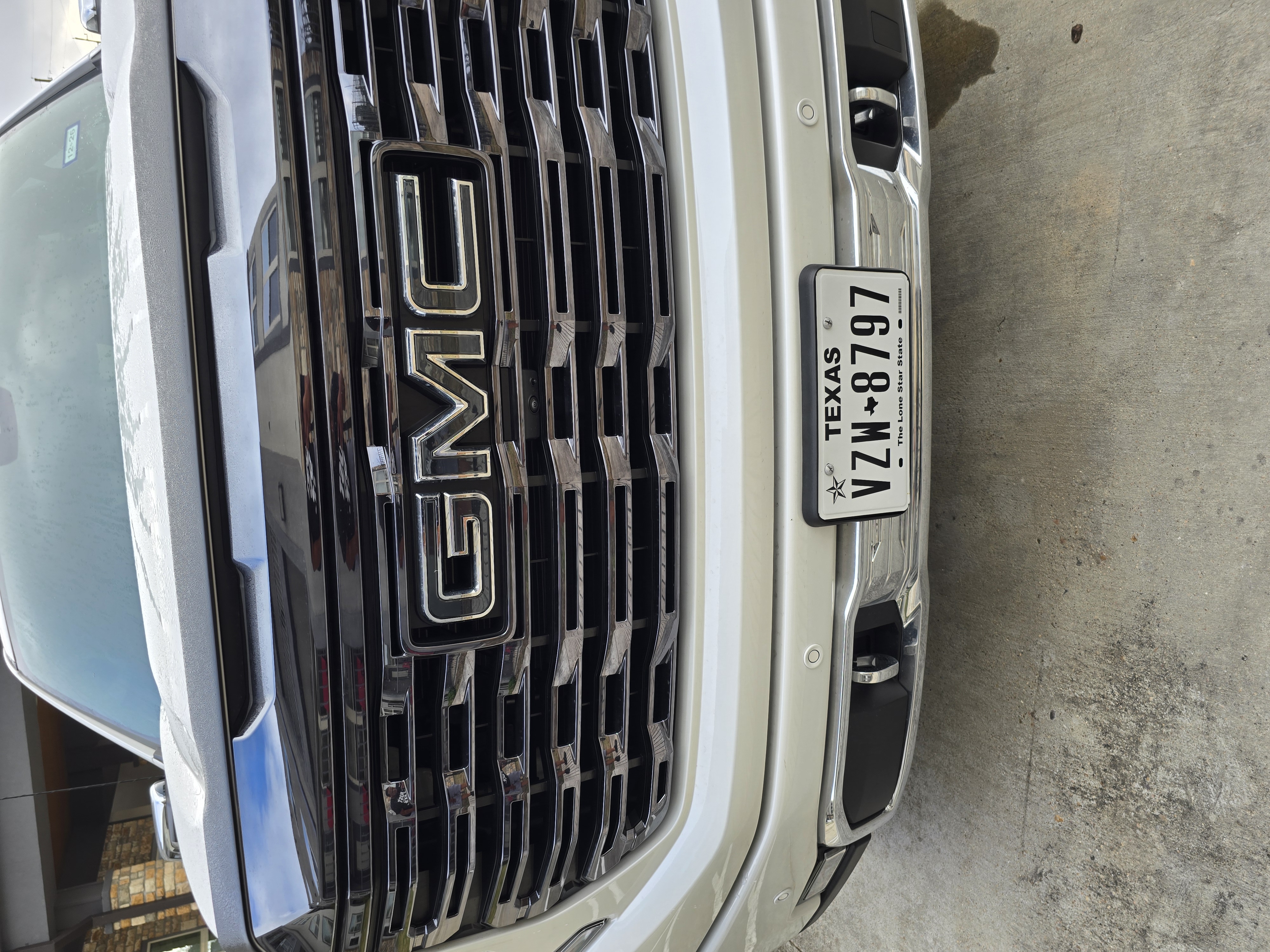 2024 GMC Sierra Denali - 5
