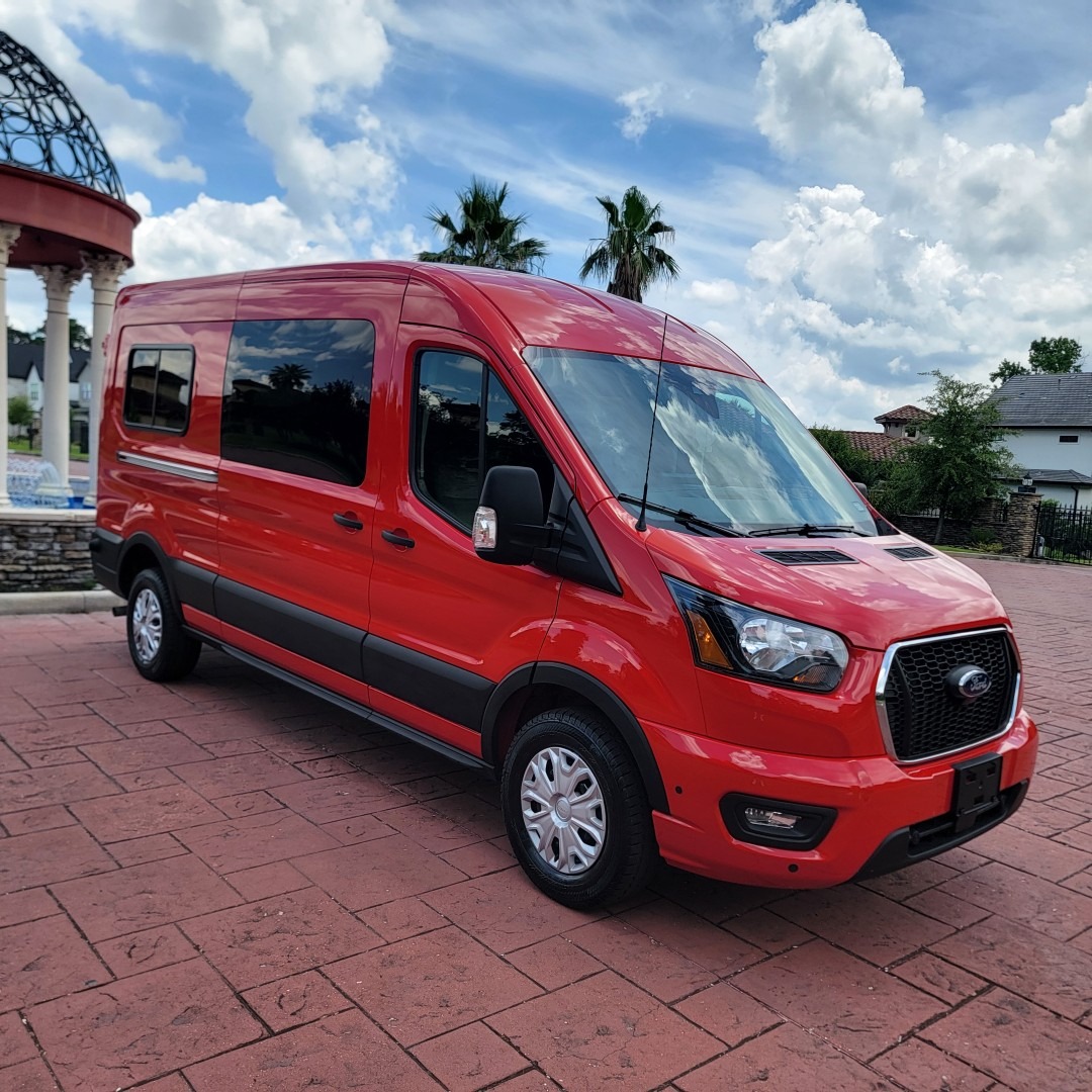  Ford Transit