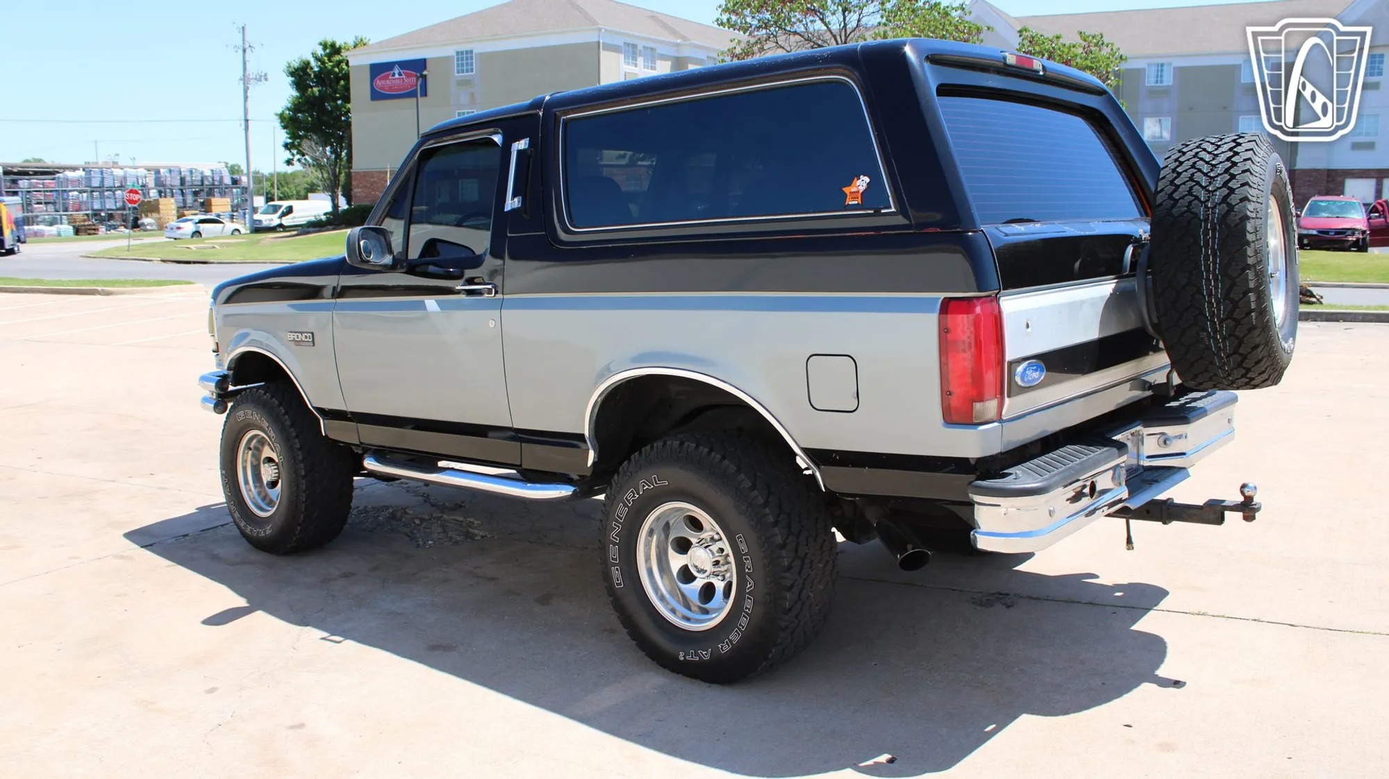 1993 Ford Bronco - 3