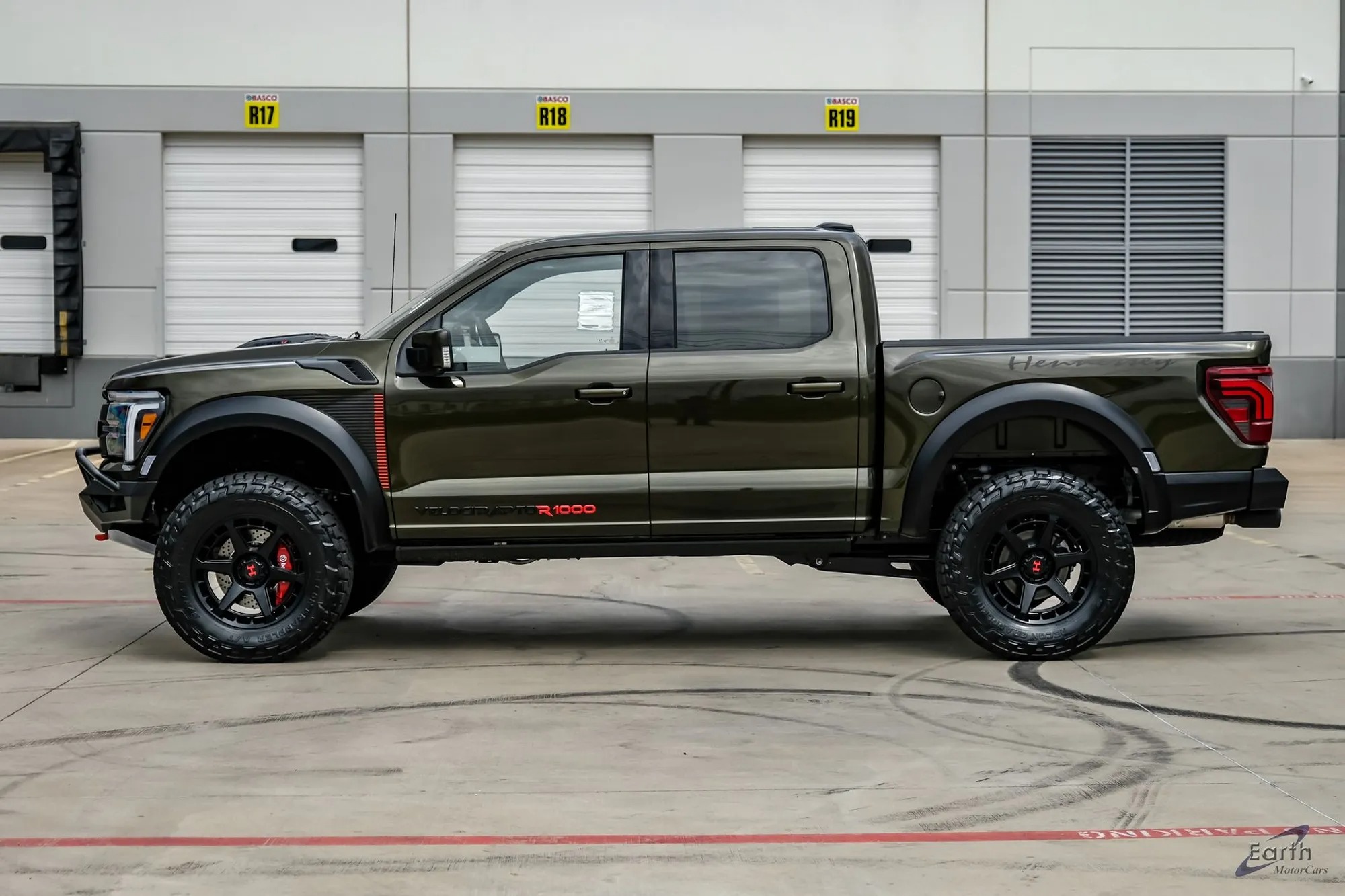 2026 Ford F-150 Raptor R Hennessey Velociraptor - 3