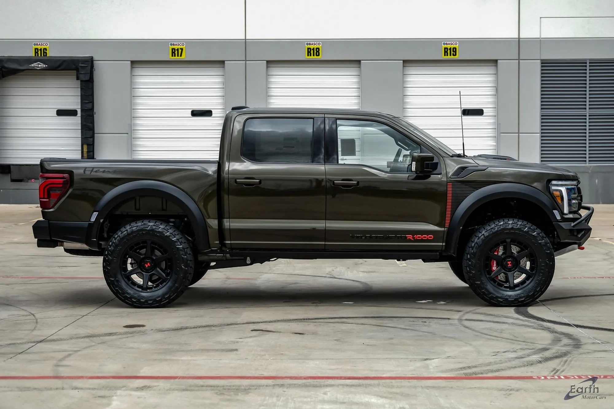 2026 Ford F-150 Raptor R Hennessey Velociraptor