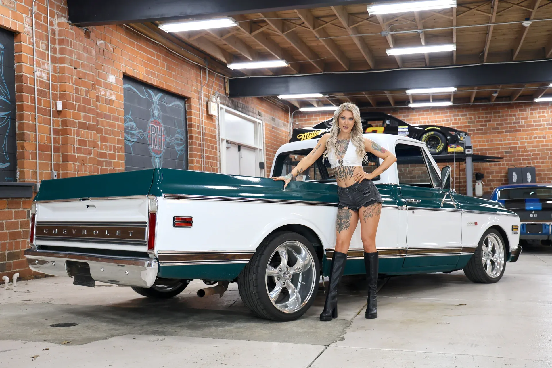 1971 Chevrolet C10 Long Bed - 4