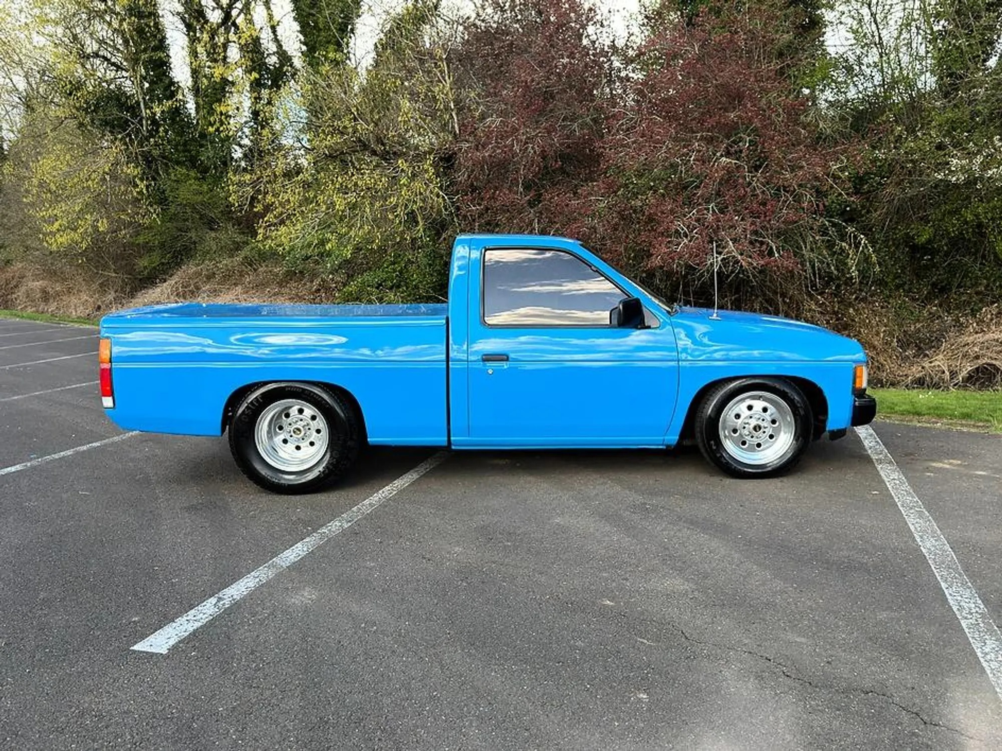 1987 Nissan D21 Hardbody Custom - 2