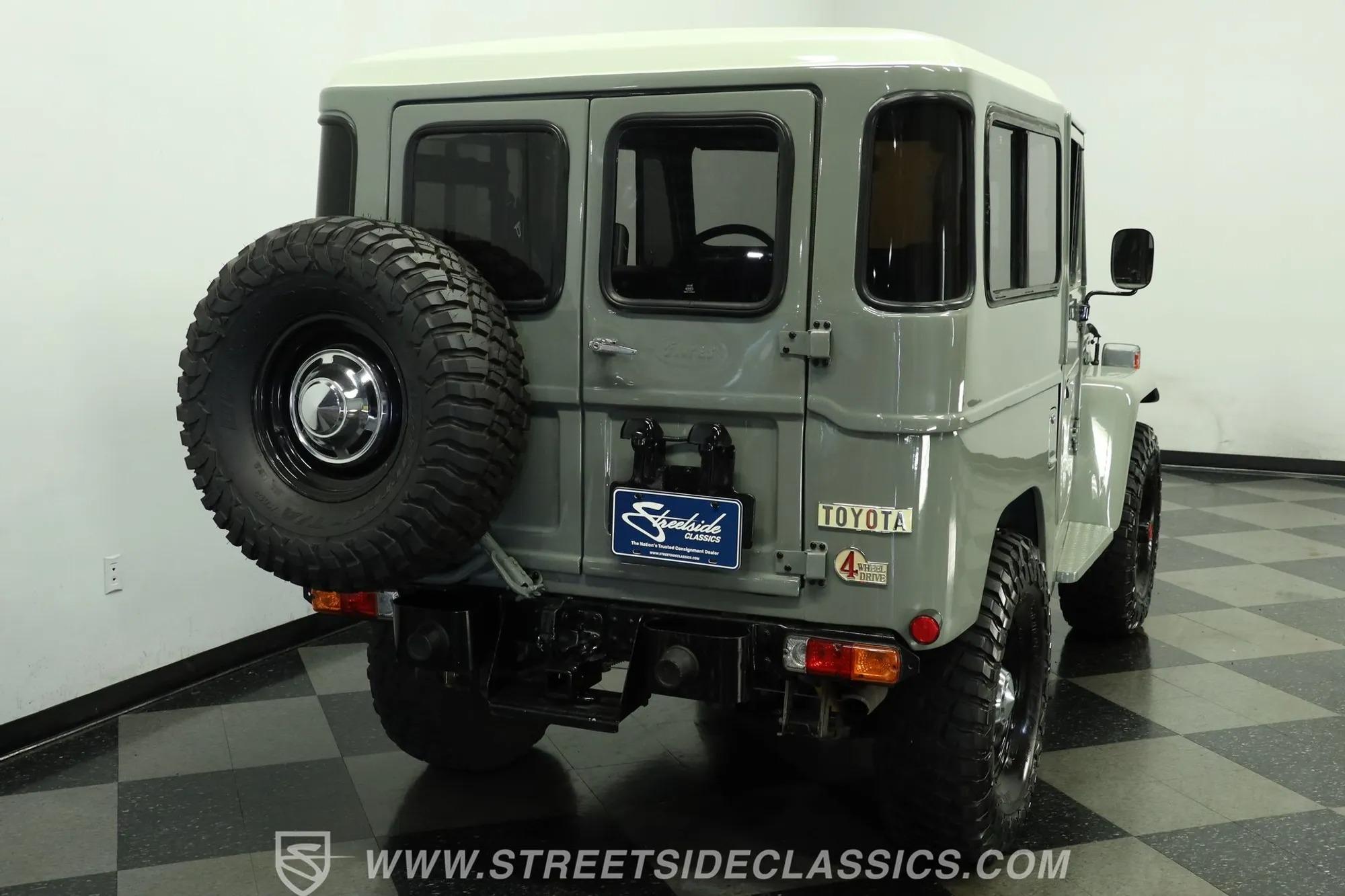1977 Toyota Land Cruiser FJ40 - 5