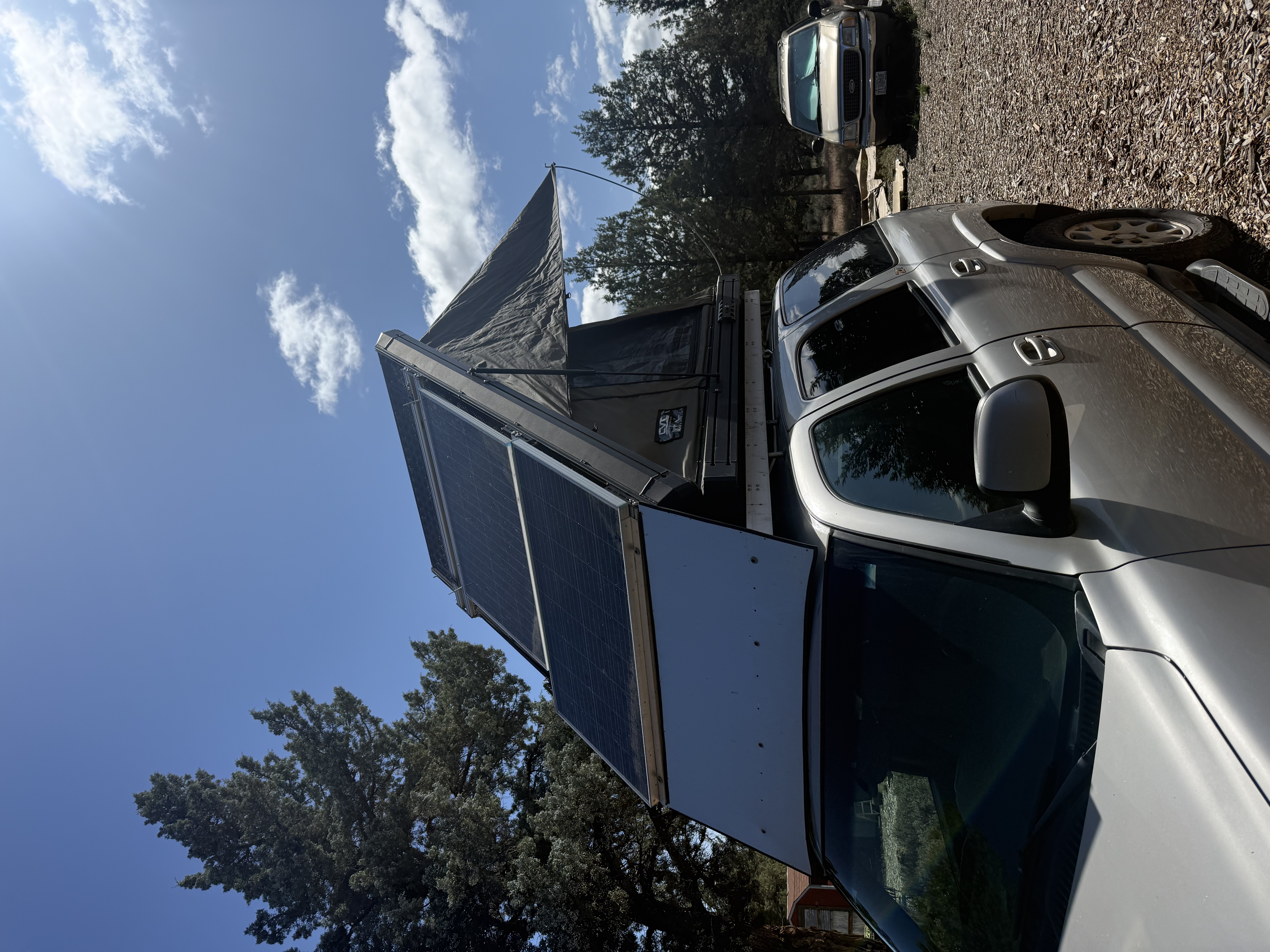 2004 Chevrolet Tahoe - 4