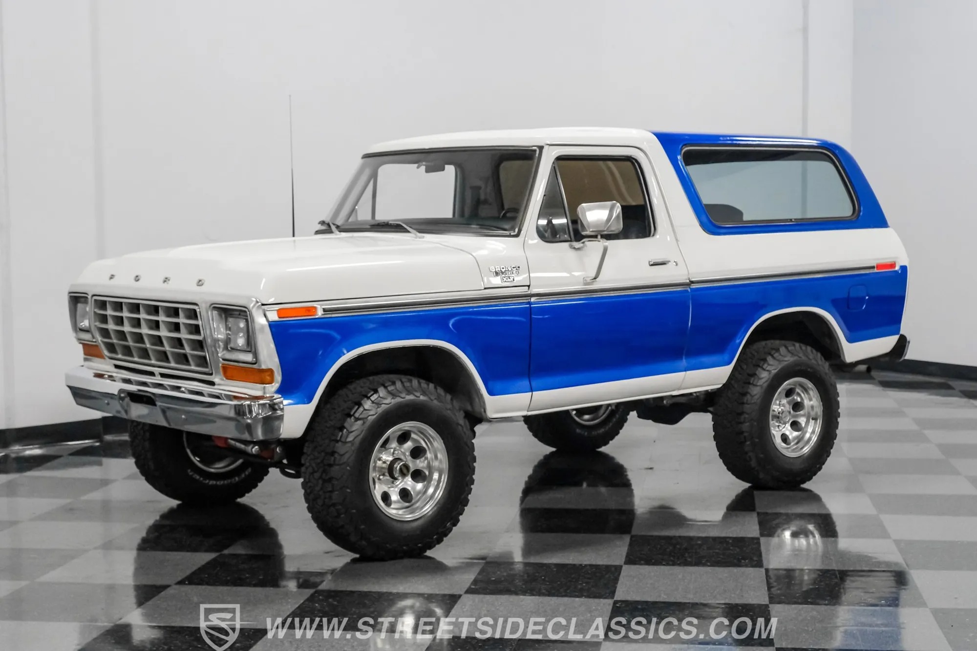  Ford Bronco