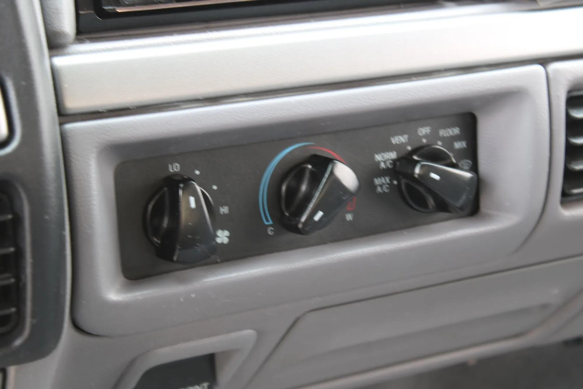 1995 Ford F-150 XLT