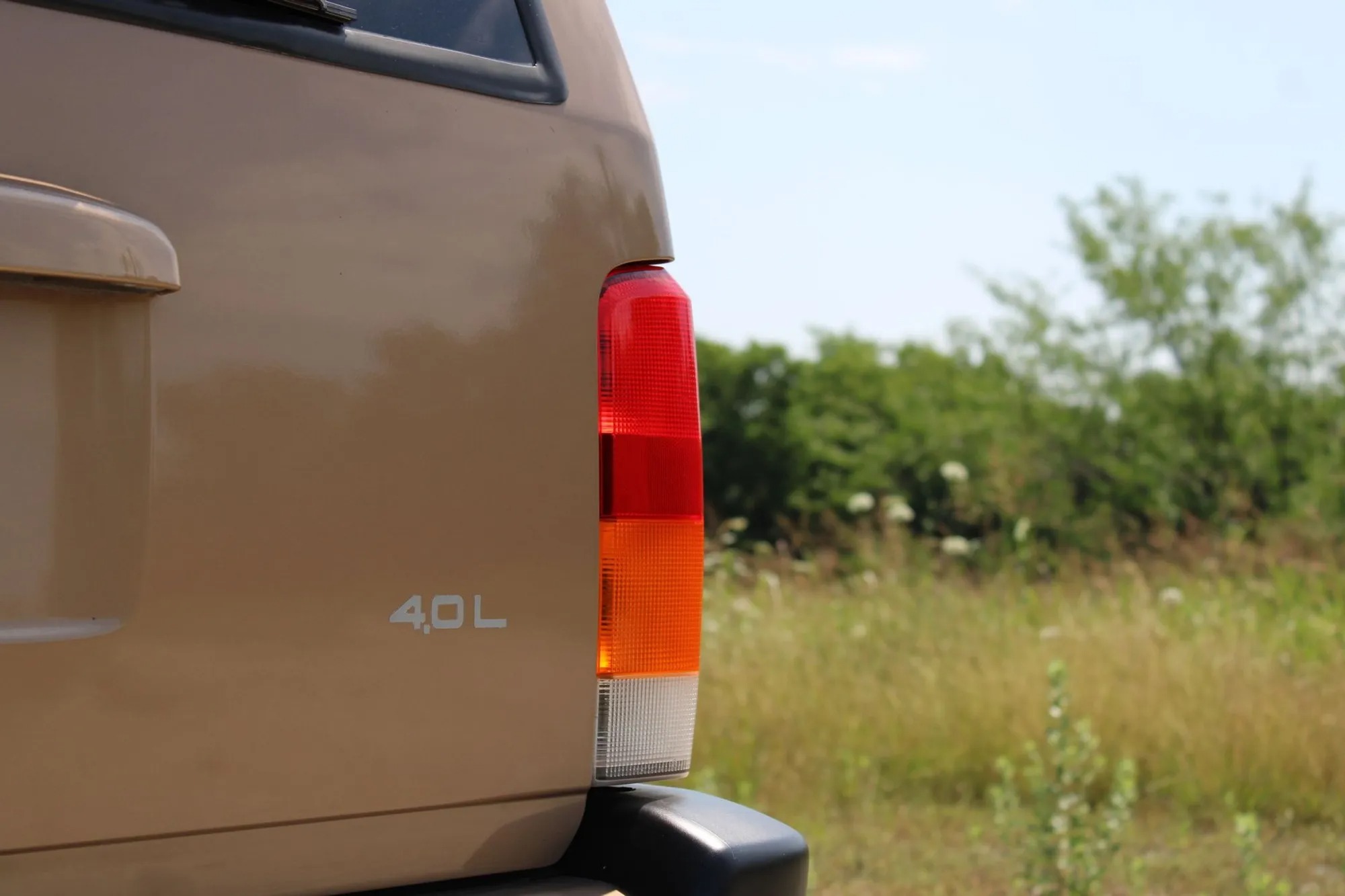 1999 Jeep Cherokee Sport - 3