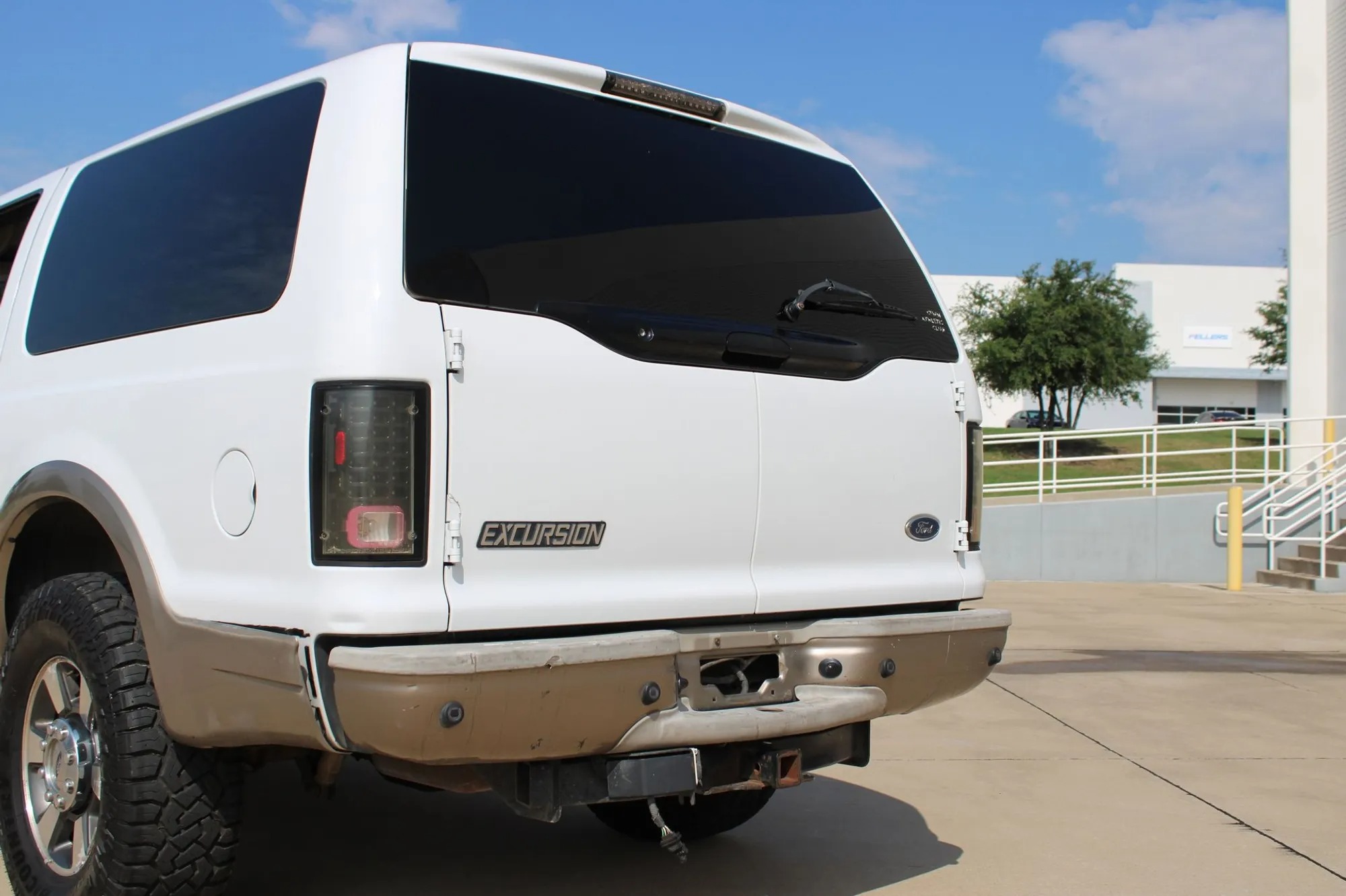 2005 Ford Excursion Eddie Bauer