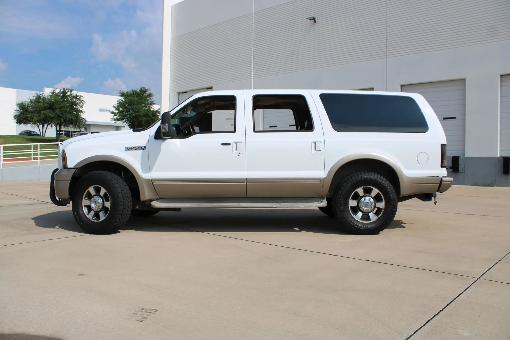 2005 Ford Excursion Eddie Bauer - 5