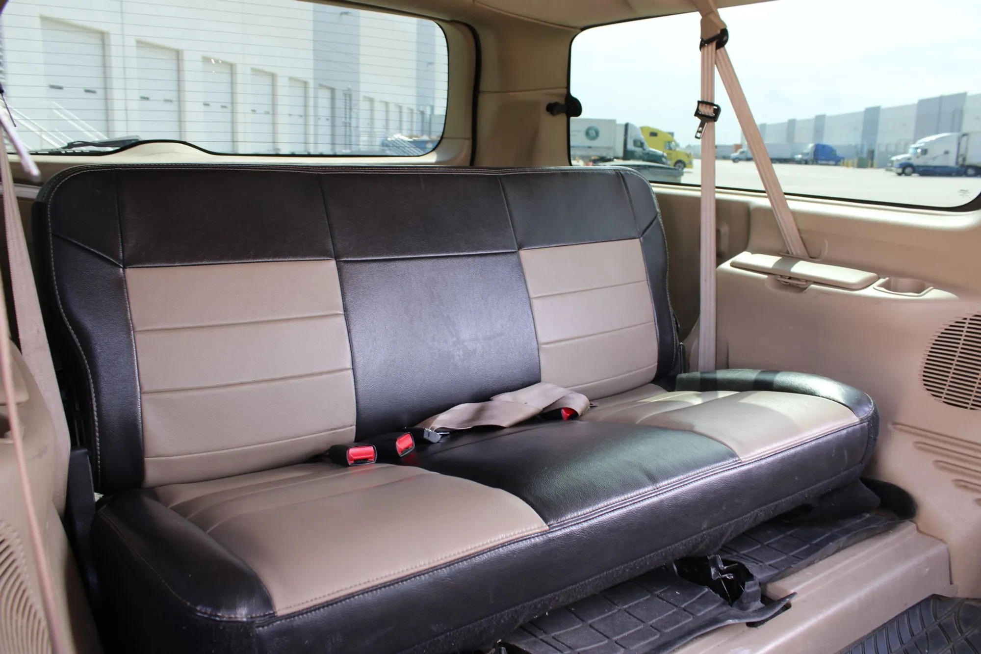 2005 Ford Excursion Eddie Bauer