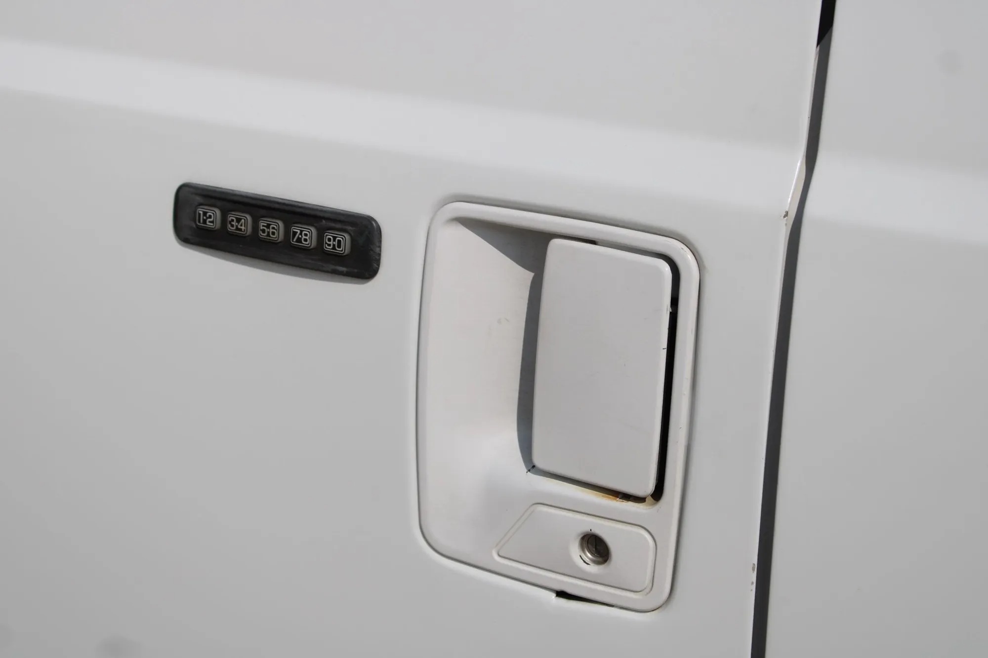 2005 Ford Excursion Eddie Bauer